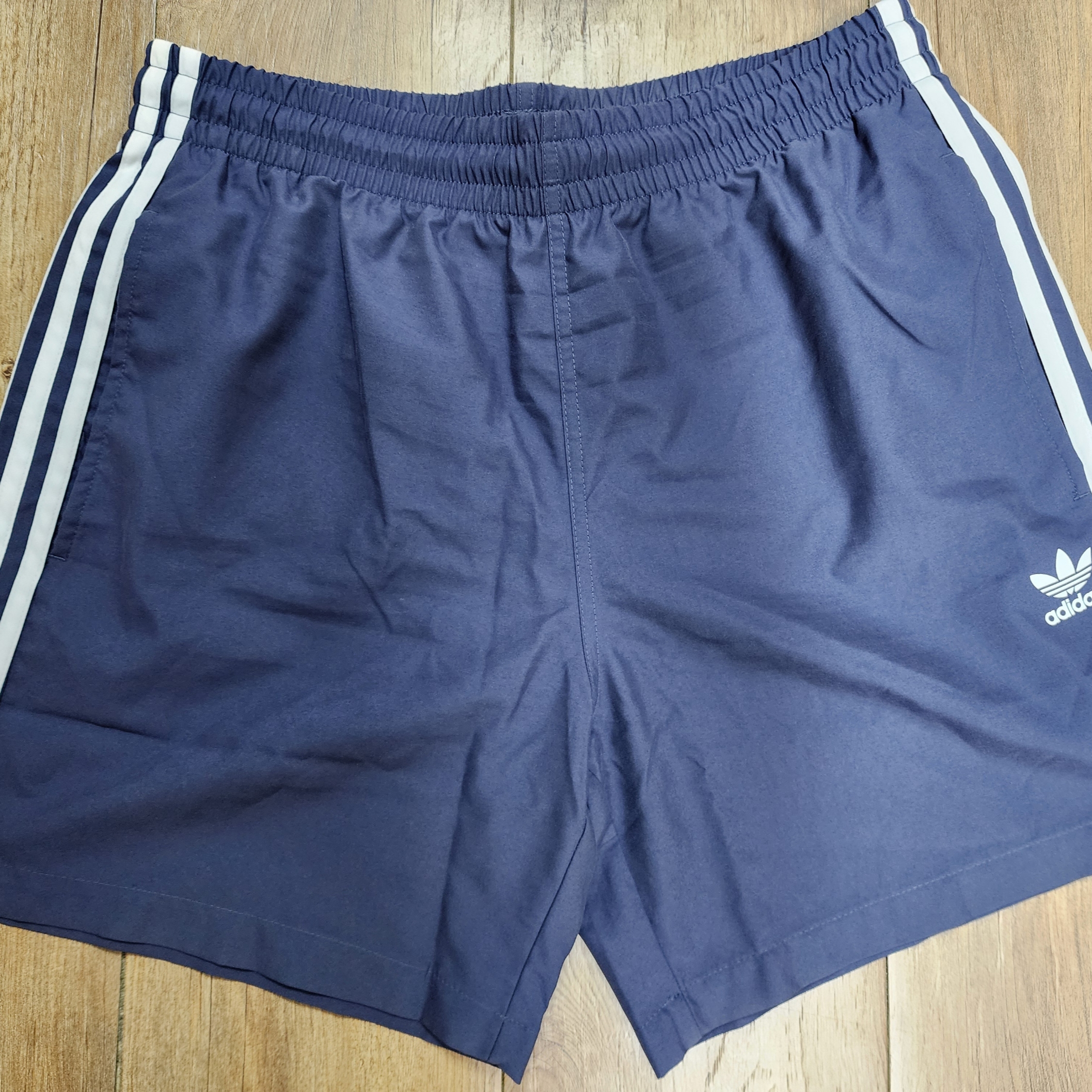 Adidas Adicolor Classics 3-Stripes Swim Shorts Shadow Navy - KR Sizing 착용 스타일 - 3