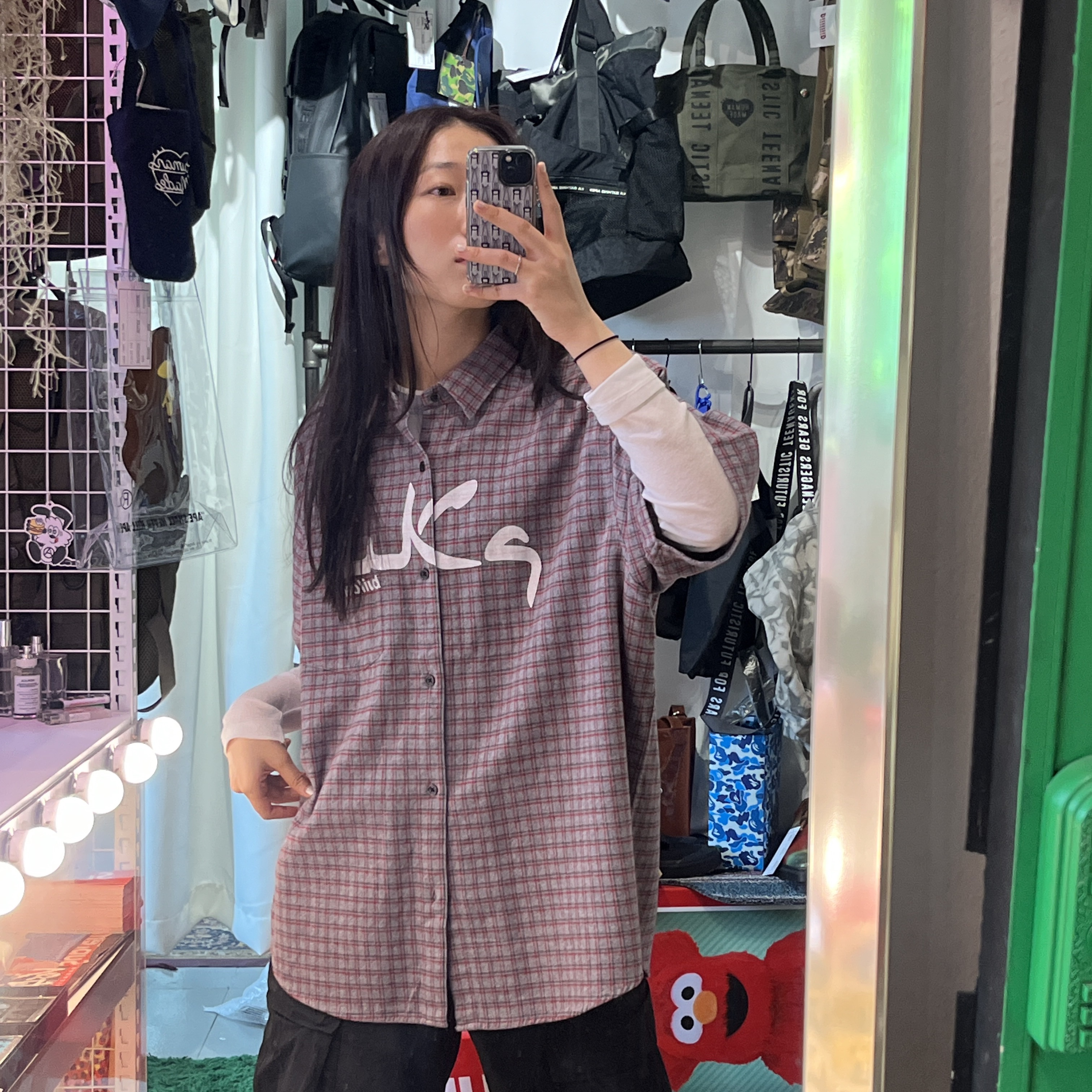 Supreme Mosaic S/S Shirt Multicolor - 24SS, Supreme x Undercover S/S Flannel Shirt Grey Plaid - 23SS 착용 스타일 - 2