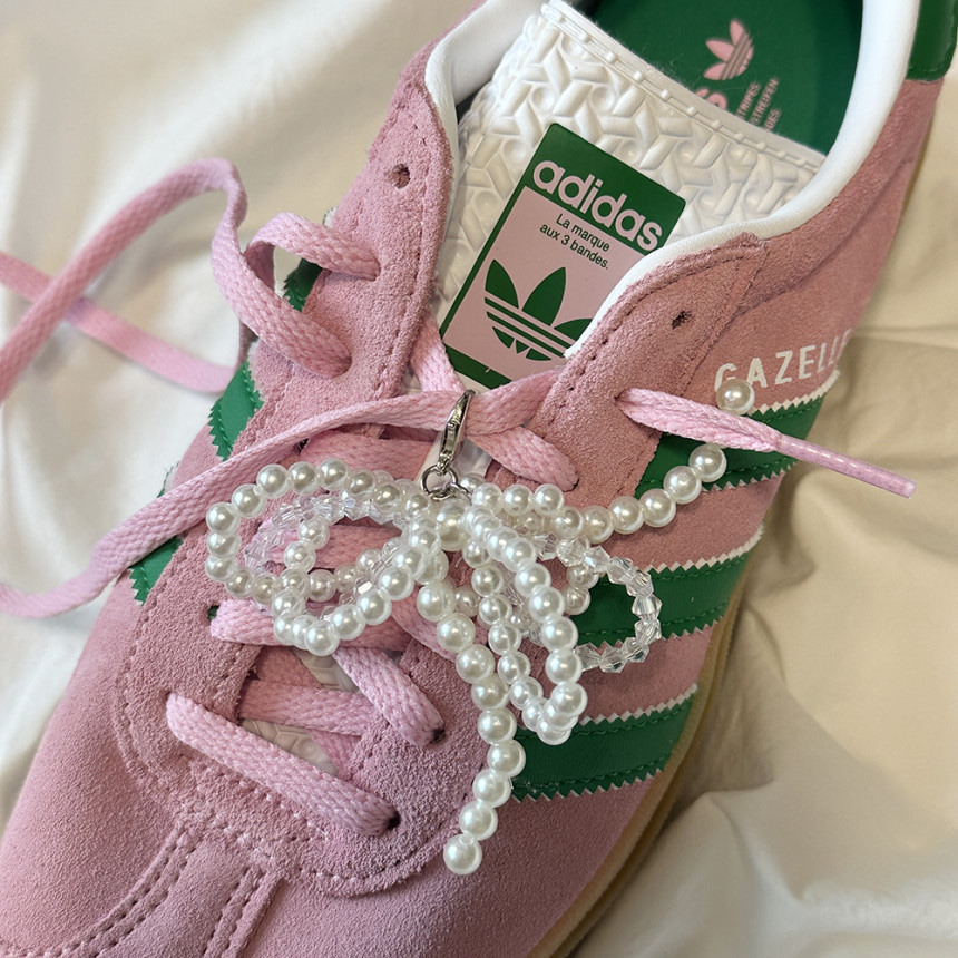 (W) Adidas Gazelle Bold True Pink Green 착용 스타일 - 2