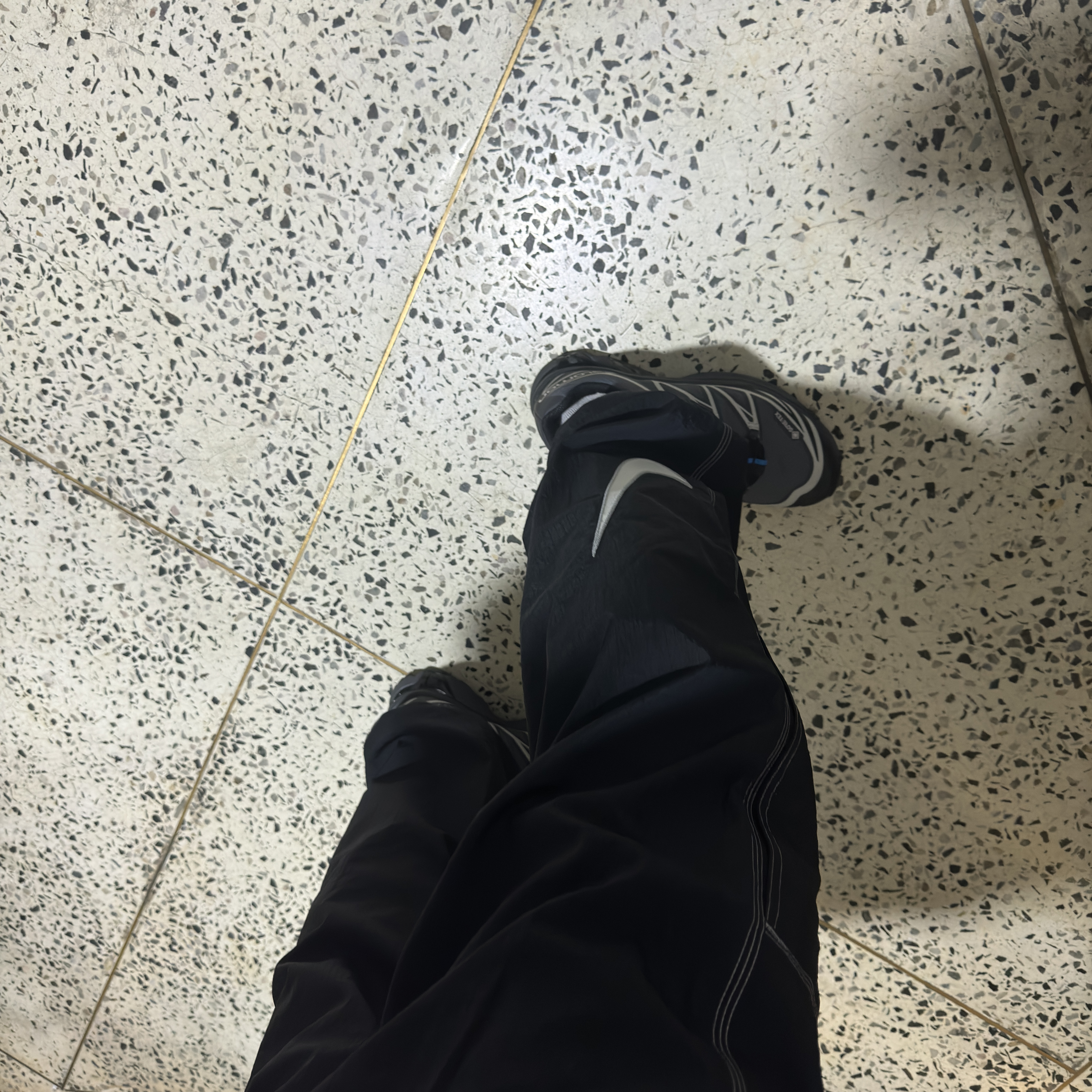 Supreme x Nike Ripstop Track Pants Black - 24SS, Salomon XT-6 Gore-Tex Black Ebony 착용 스타일