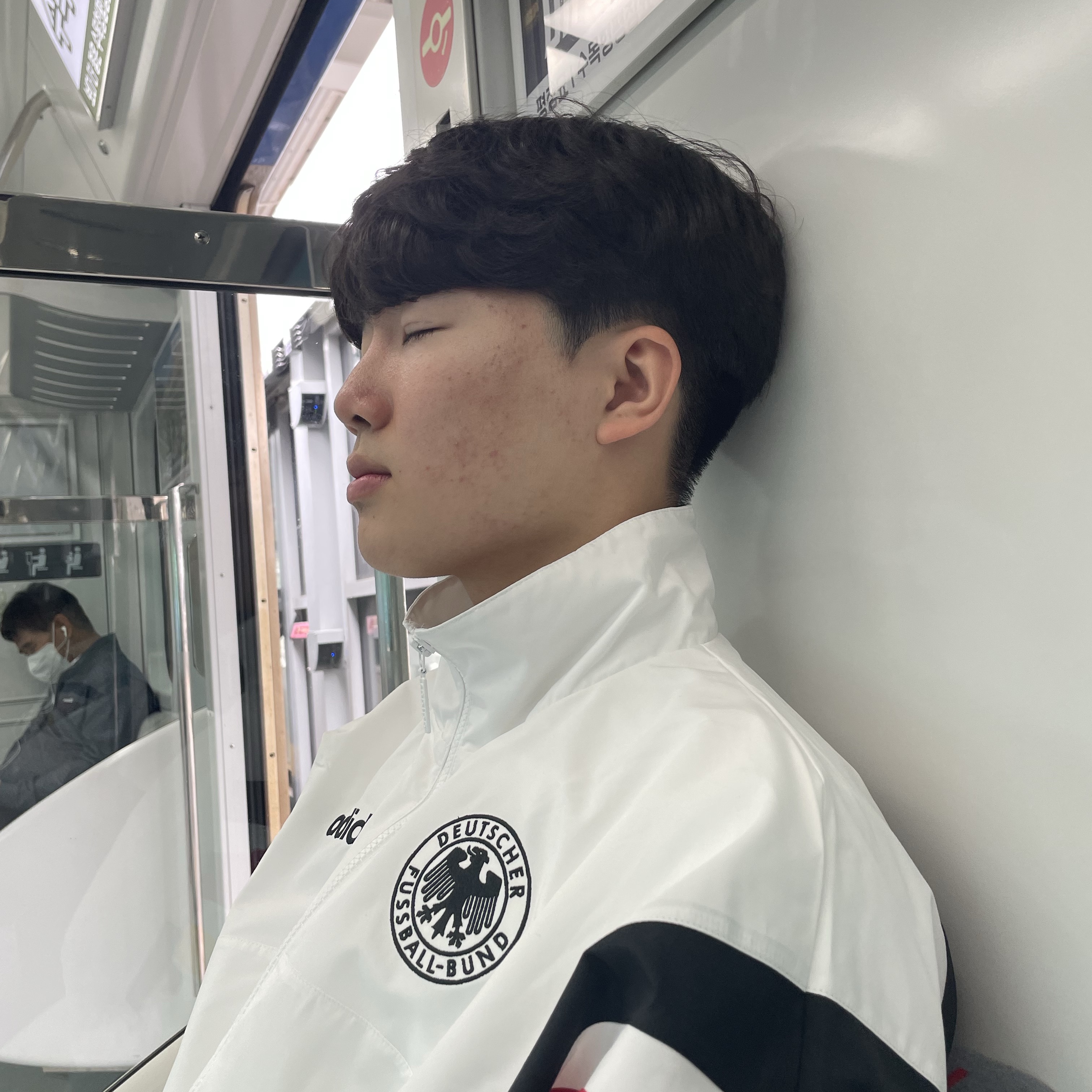 Adidas Germany 1996 Woven Track Jacket White - KR Sizing 착용 스타일