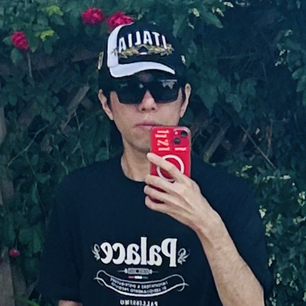 Palace Italia 6-Panel Black - 24SS, Palace Pallissimo T-Shirt Black - 24SS 착용 스타일 - 1