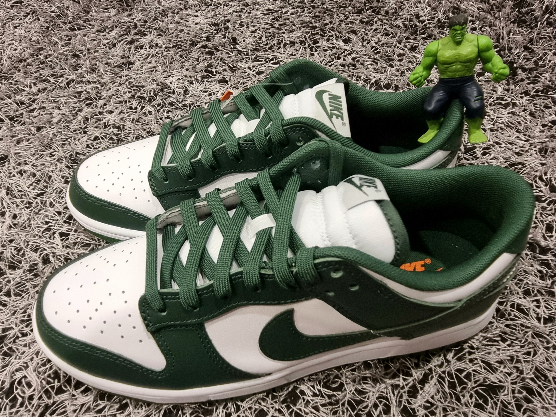 Nike Dunk Low Retro Varsity Green 착용 스타일 - 1