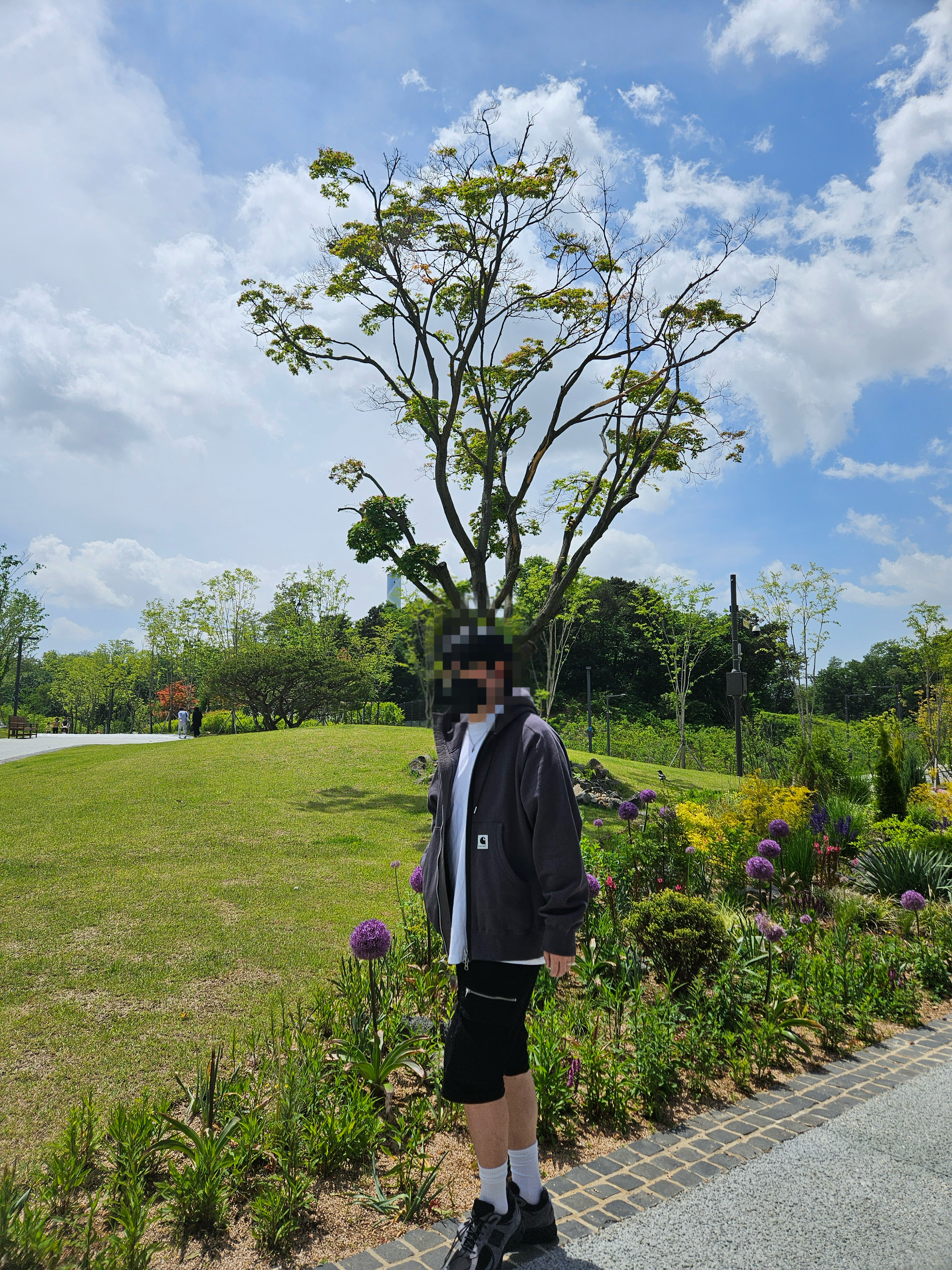 Sacai x Carhartt WIP Hoodie Black, Sacai x Carhartt WIP Hoodie Light Grey 착용 스타일 - 1