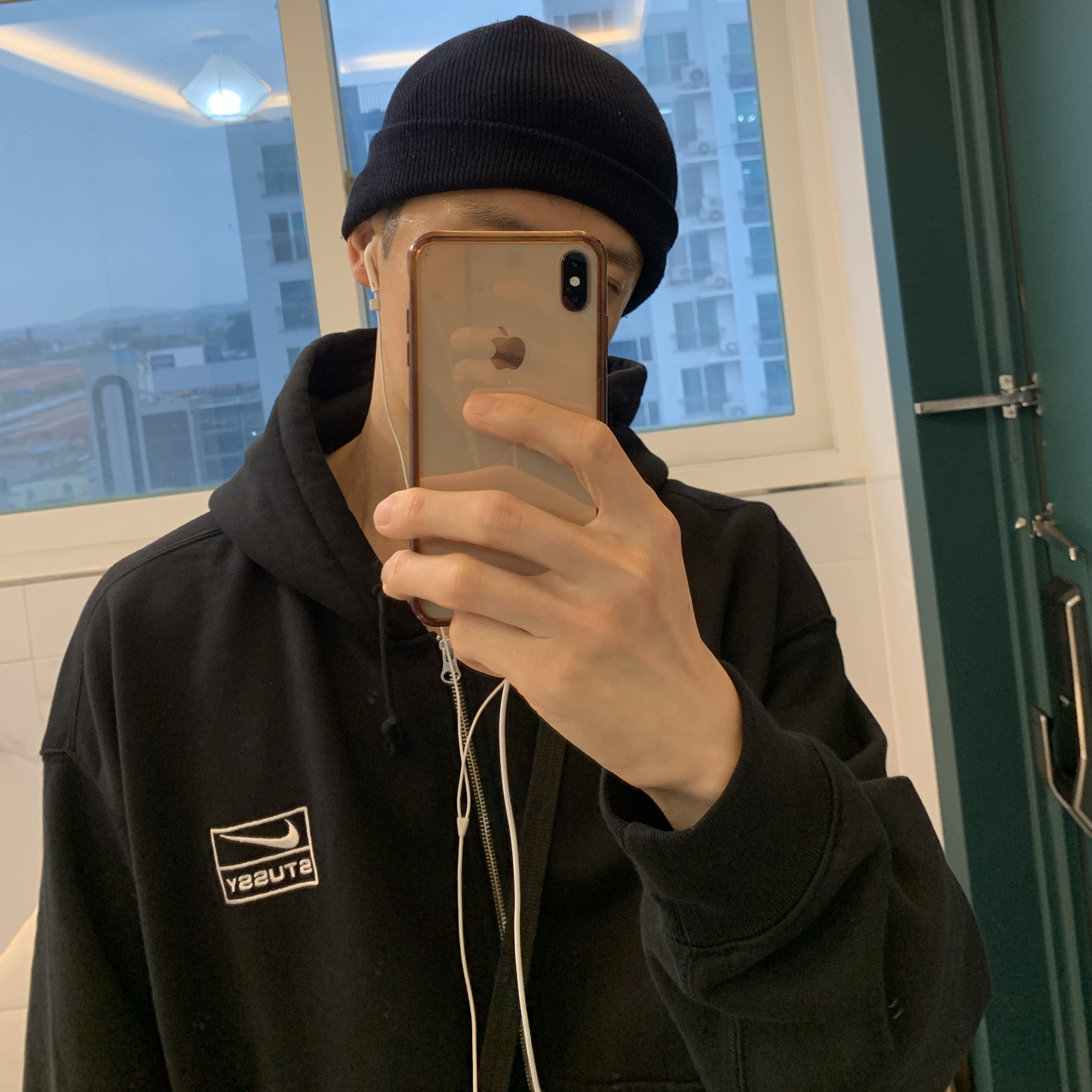 Nike x Stussy Full Zip Washed Fleece Hoodie Black (FJ9175-010) 착용 스타일