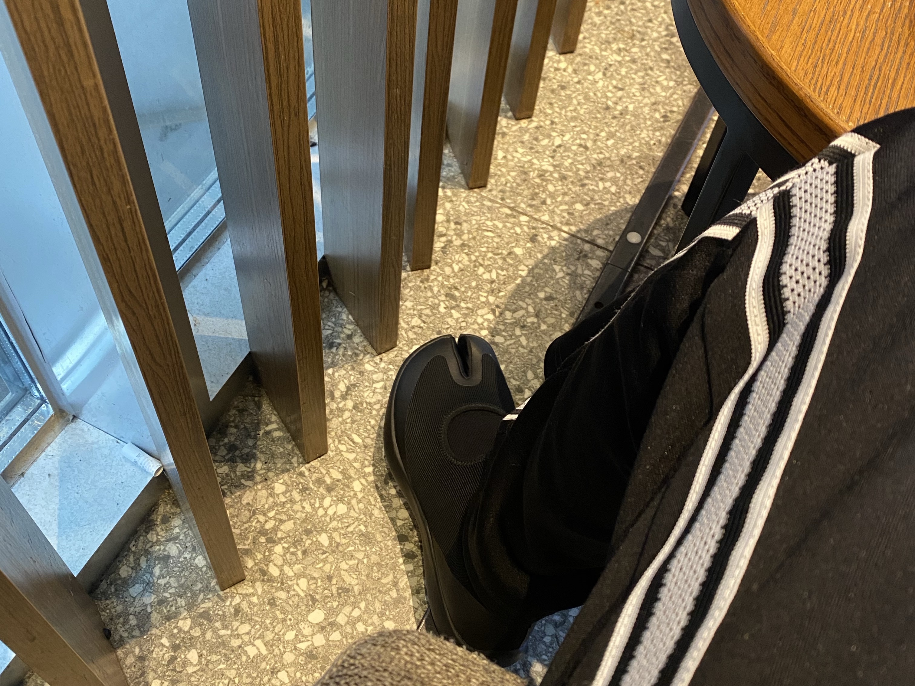 Tabi Sandal Black 착용 스타일