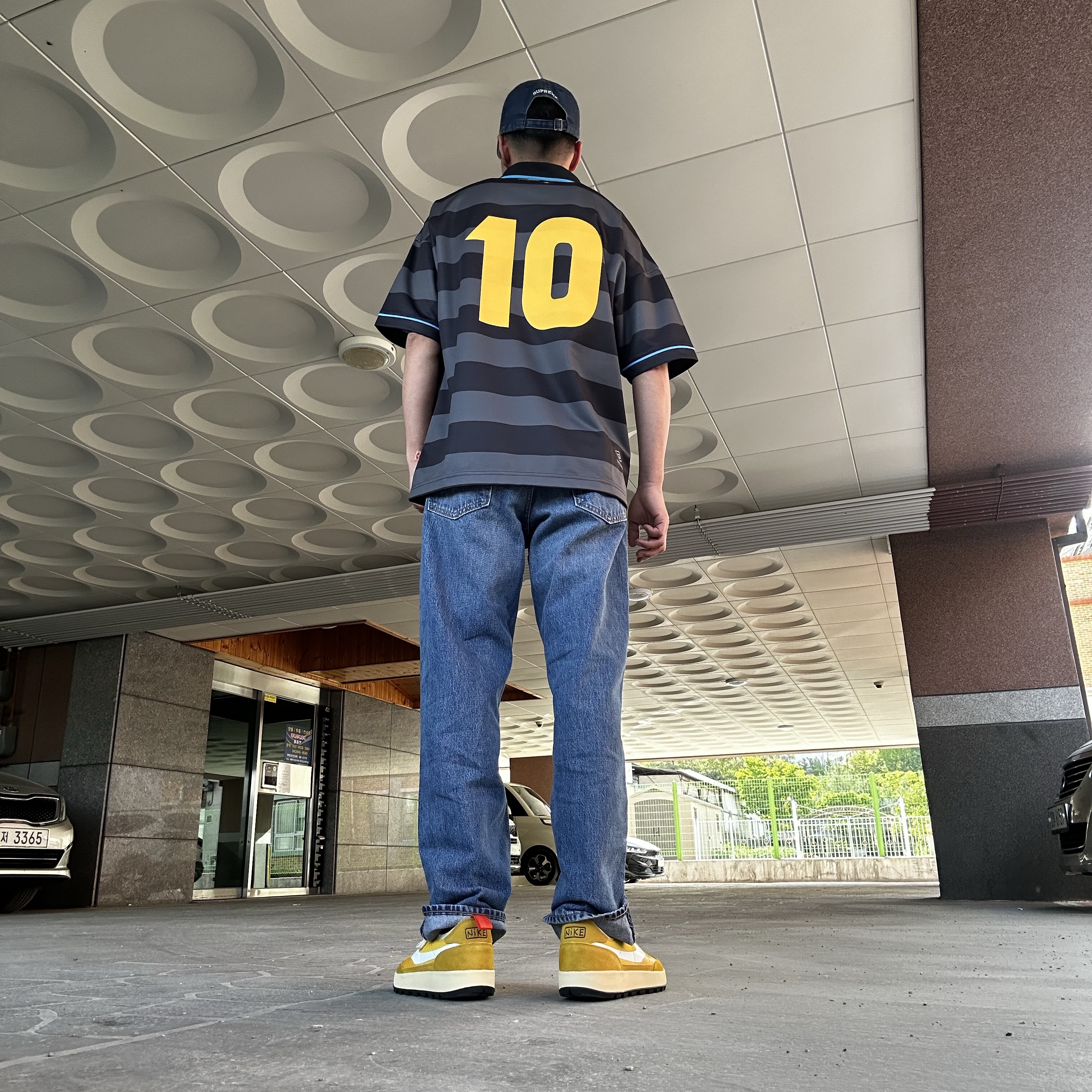 Over The Pitch x Umbro 100th Anniversary Homage Football Jersey, Nike x Tom Sachs General Purpose Shoe Archive 착용 스타일 - 1