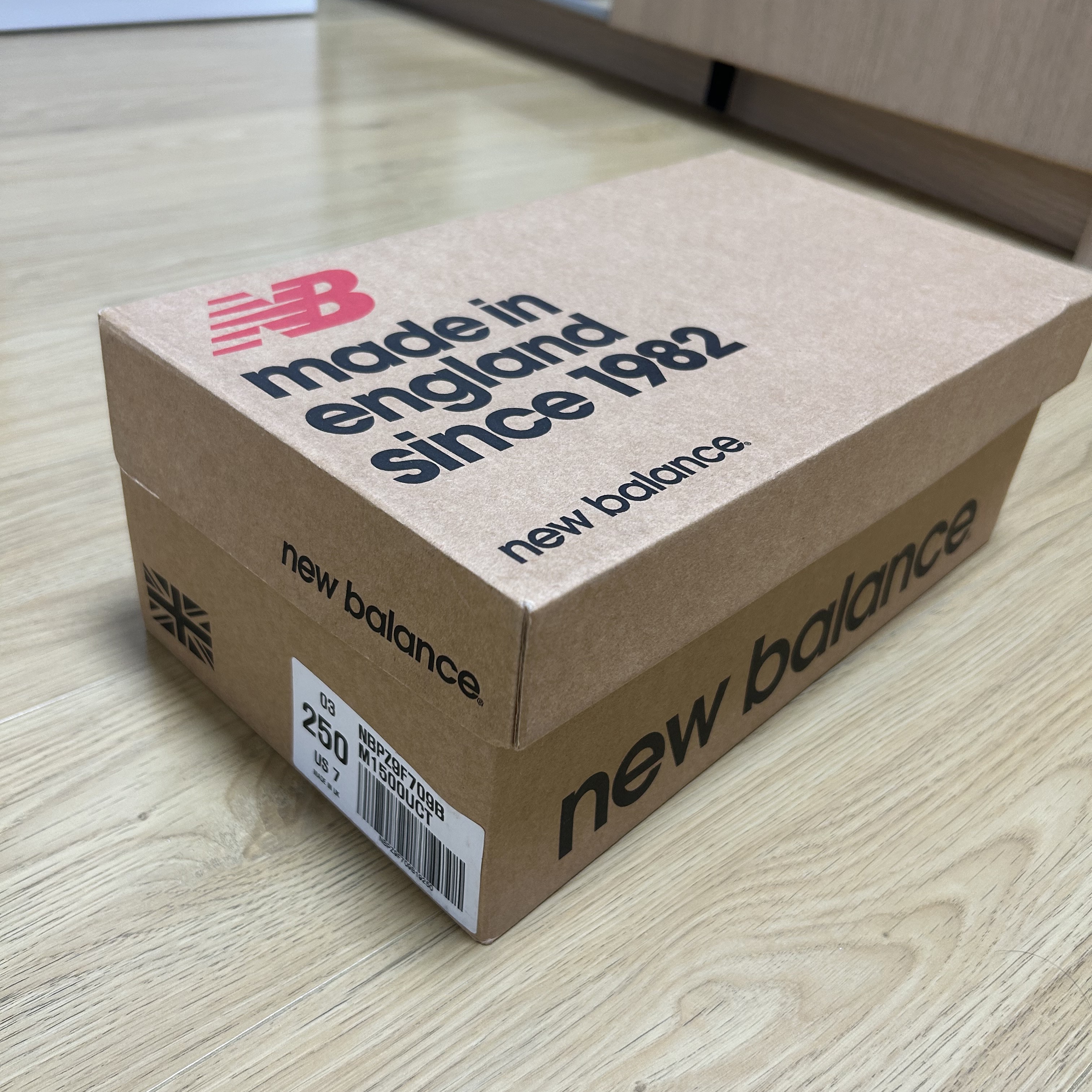 New Balance 1500 Made in UK Multi Black 착용 스타일 - 5