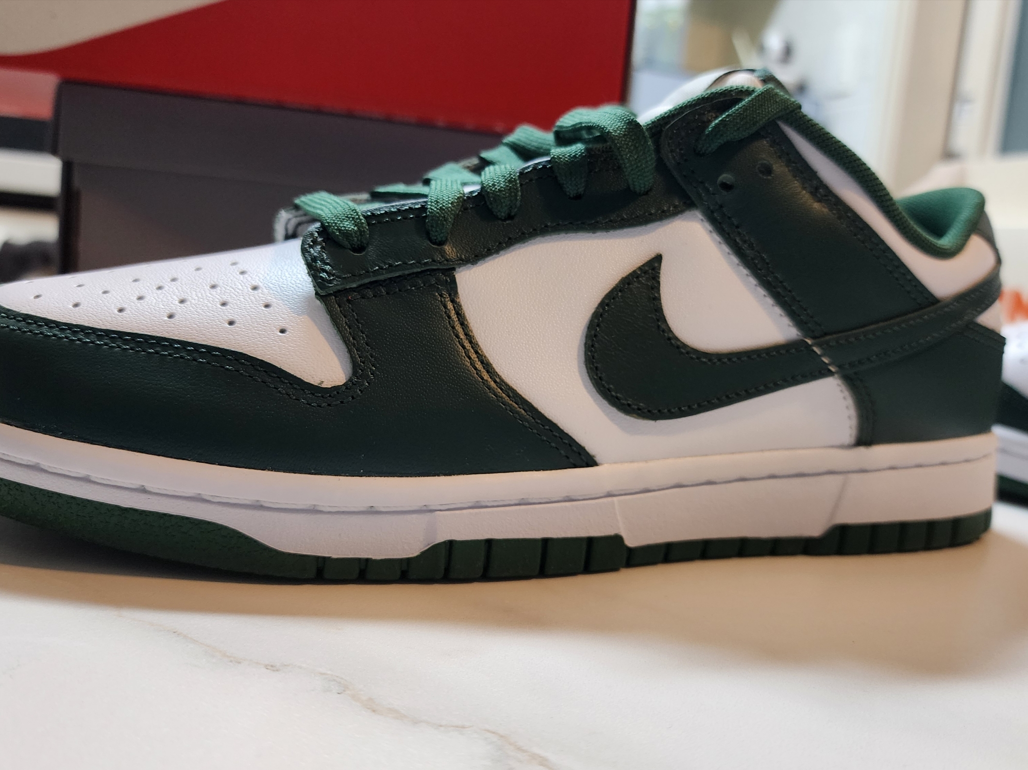 Nike Dunk Low Retro Varsity Green 착용 스타일 - 5