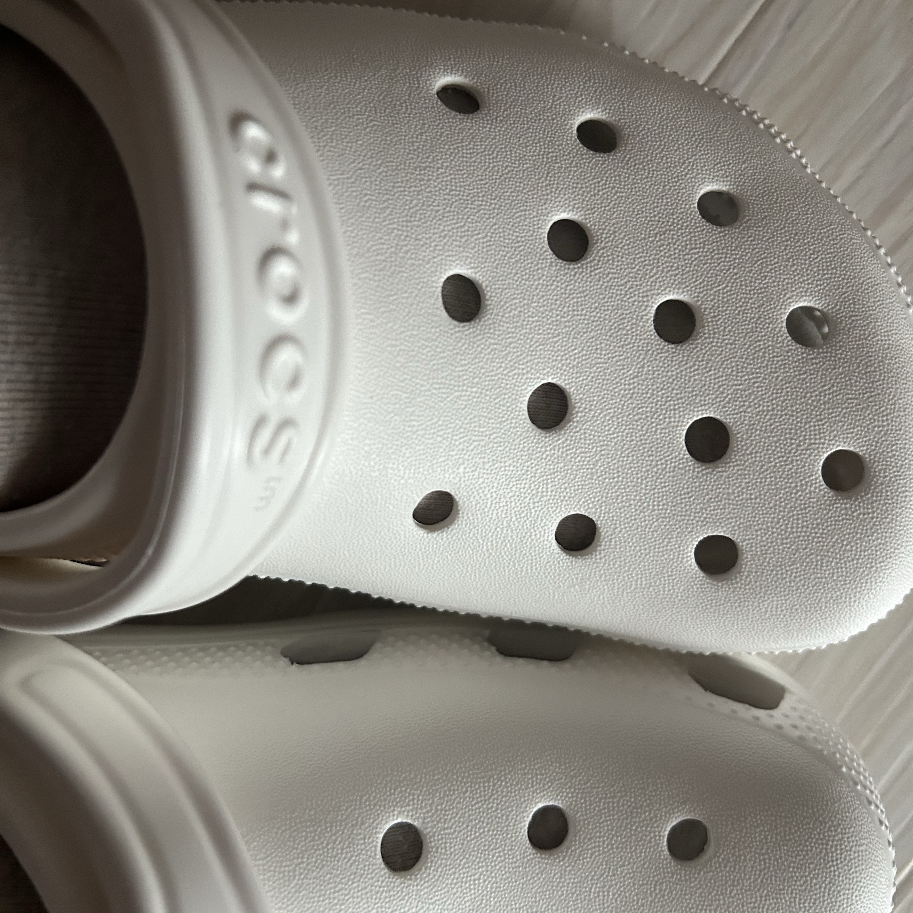 (Kids) Crocs Classic Clog White 착용 스타일