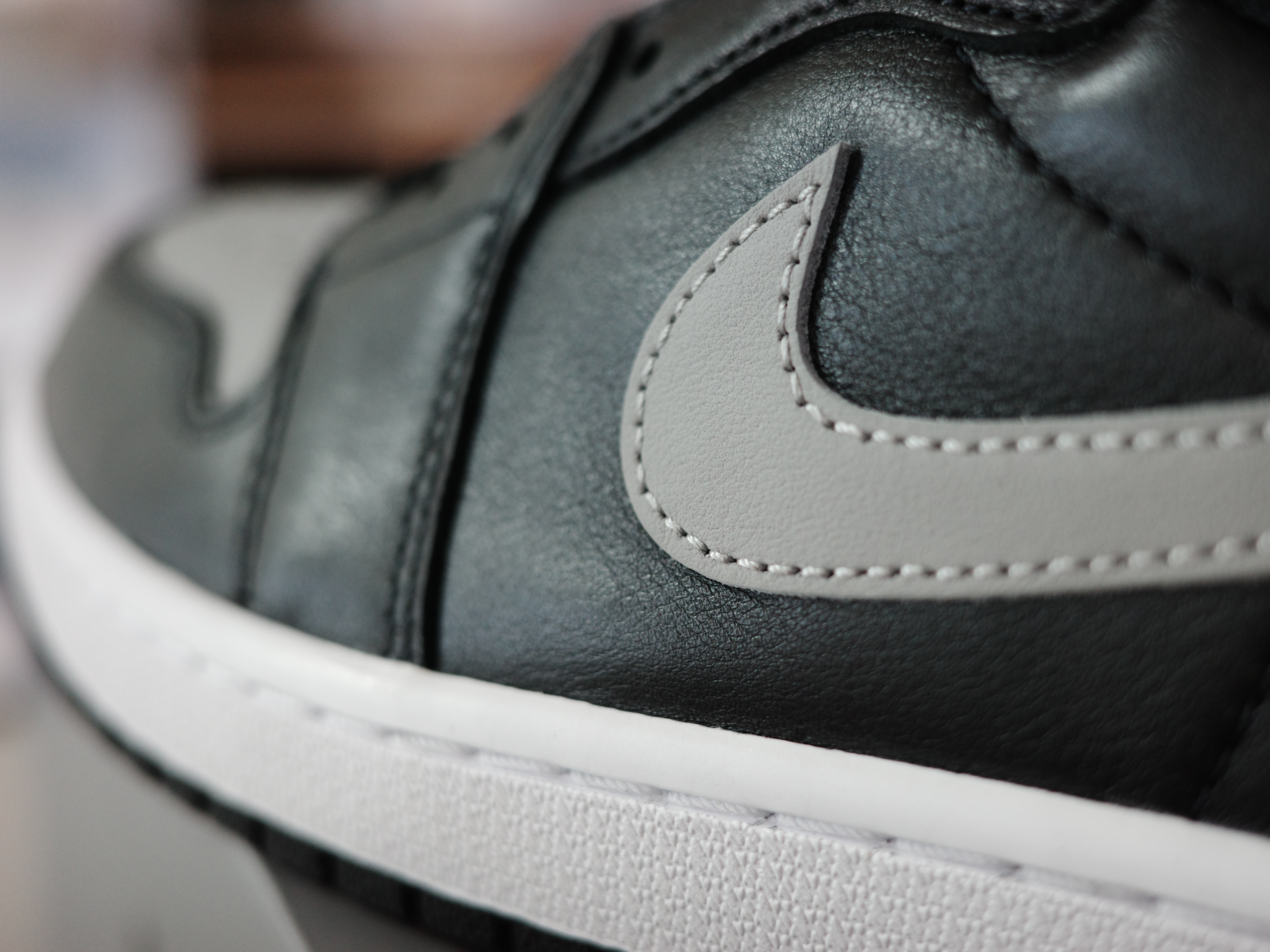 Jordan 1 Retro Low OG Shadow 착용 스타일 - 5