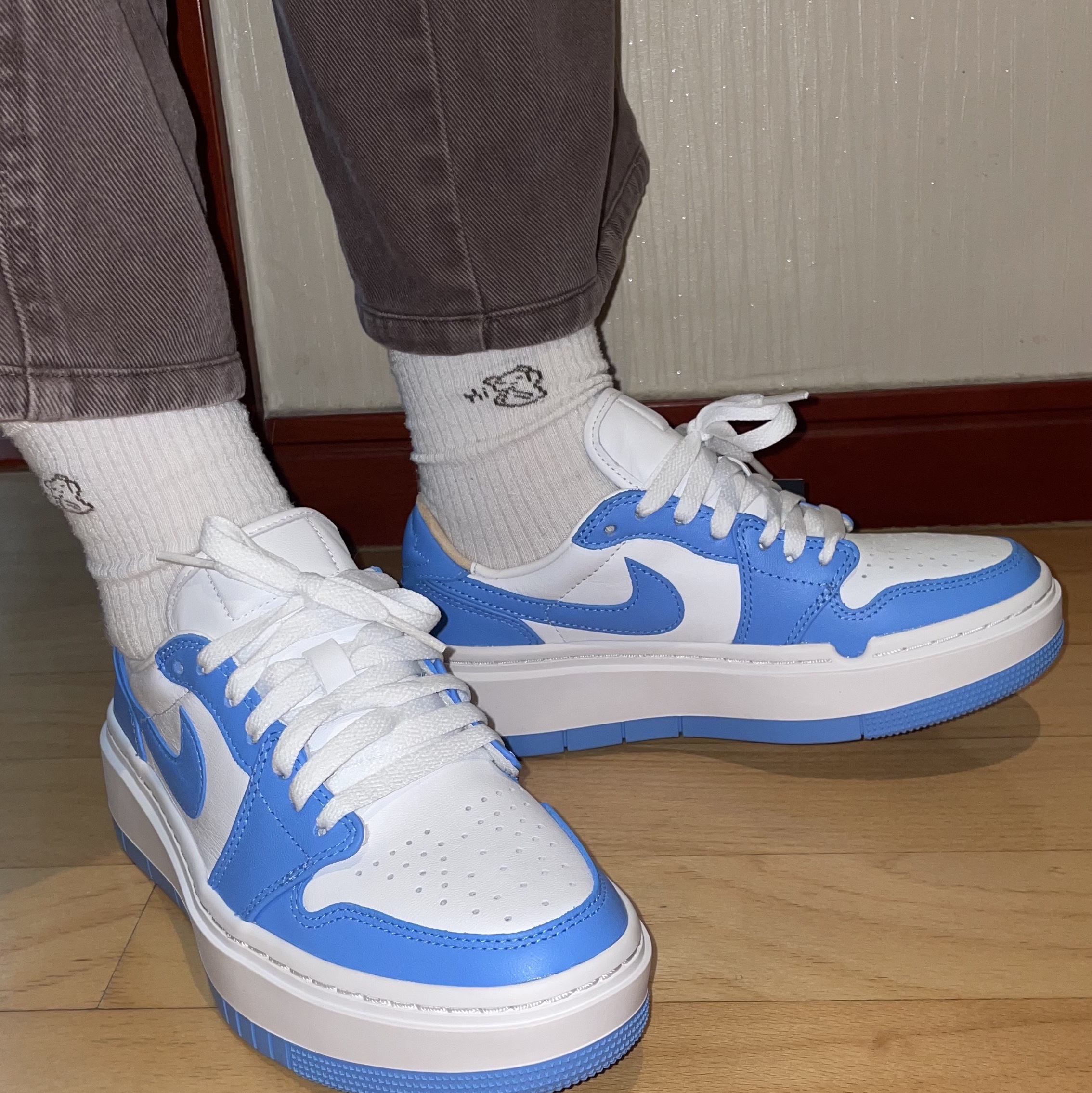 (W) Jordan 1 Elevate Low SE University Blue 착용 스타일