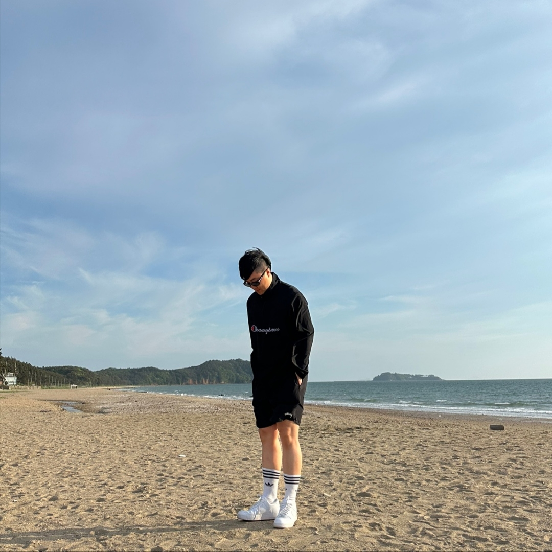 Stussy Stock Water Shorts Black, Nike Air Force 1 '07 Low White 착용 스타일