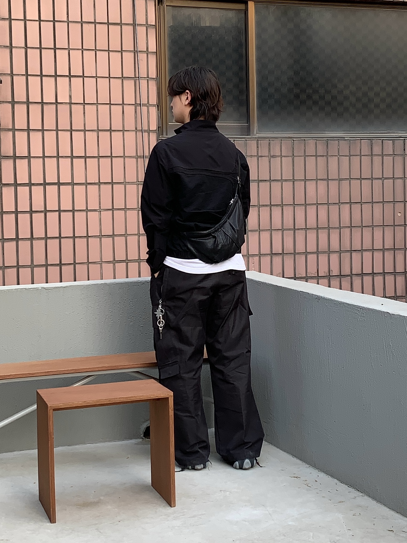 Oakley Factory Team x Brain Dead Flesh White Birch, Polyteru Calf Bag Black Lambskin 착용 스타일 - 2