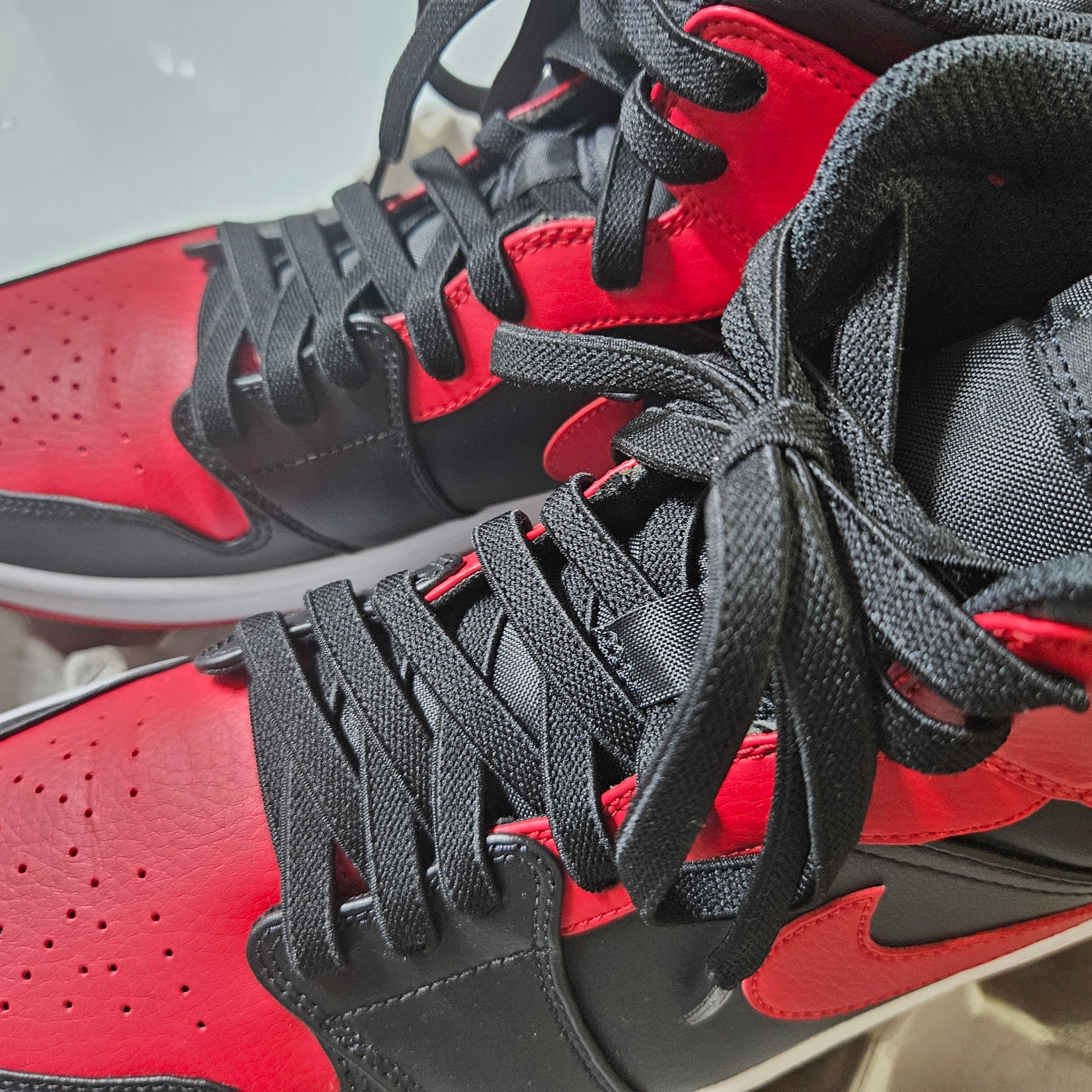 Jordan 1 Mid Bred Banned 2020 착용 스타일