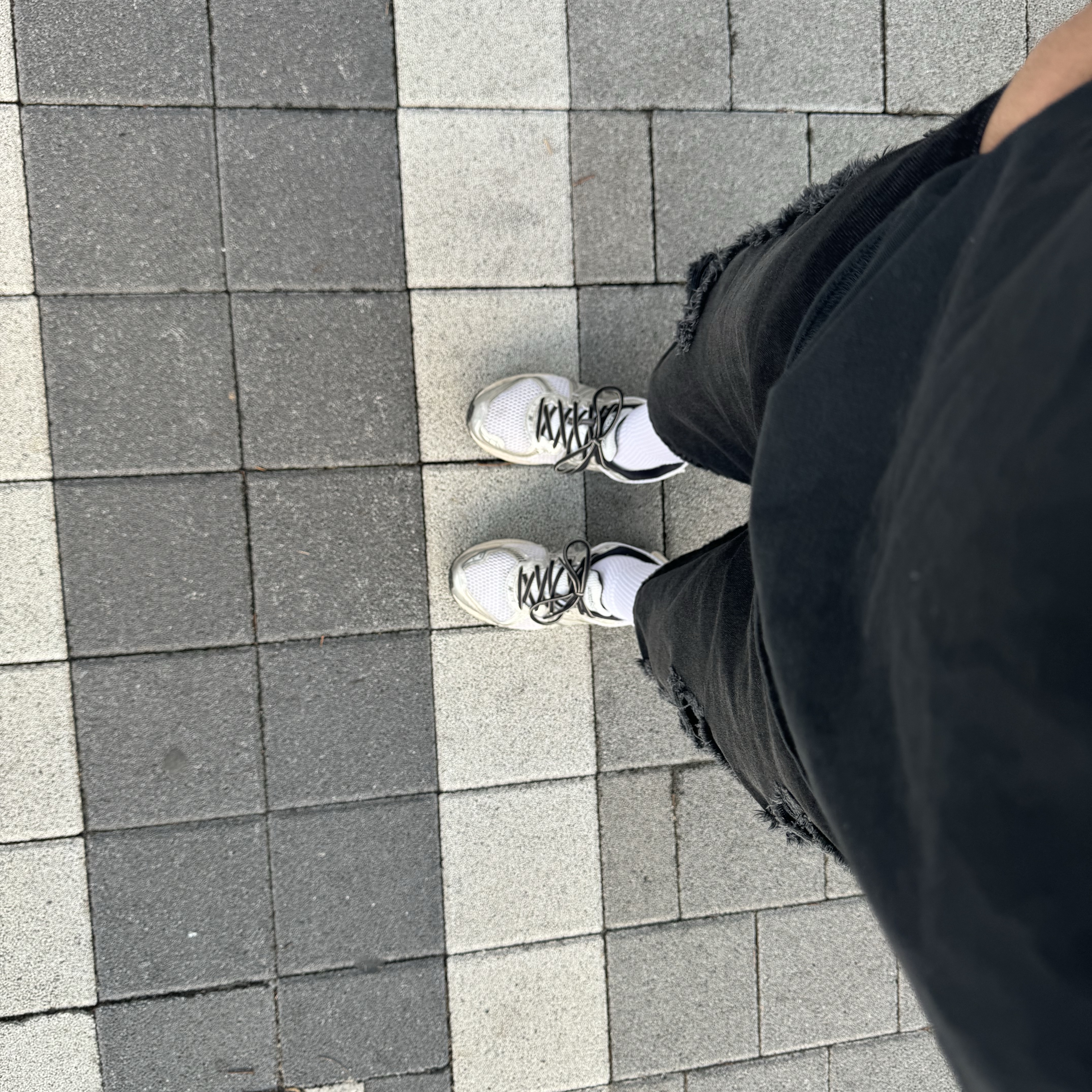 New Balance 860v2 Optic White 착용 스타일 - 3