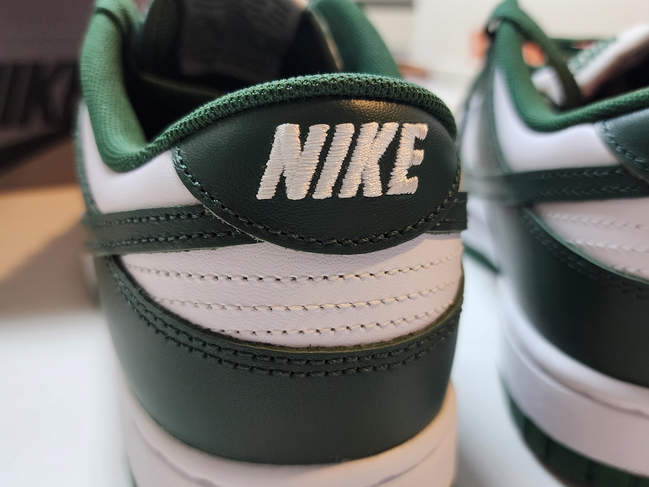 Nike Dunk Low Retro Varsity Green 착용 스타일 - 4