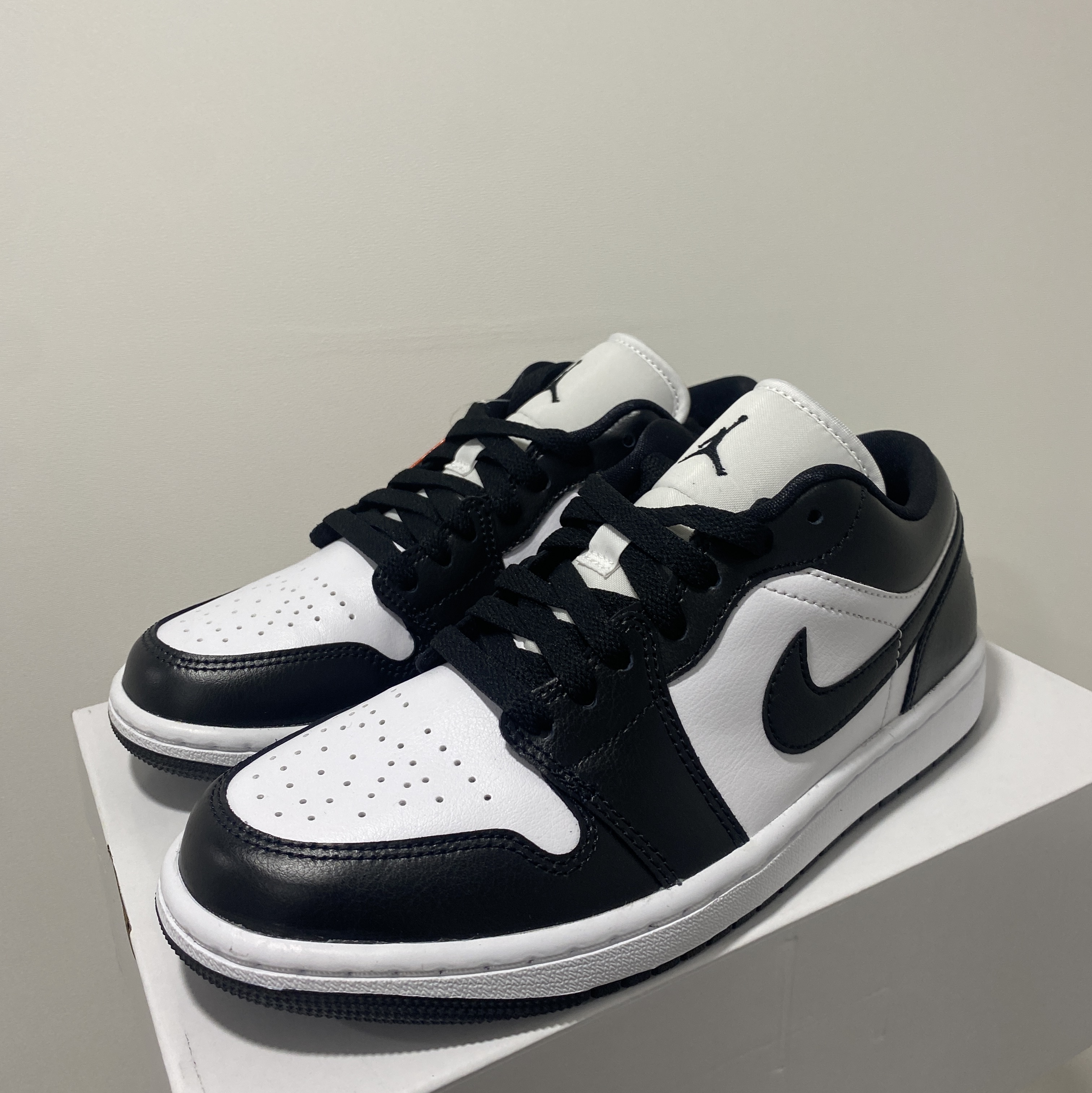 (W) Jordan 1 Low Black and White 착용 스타일 - 2