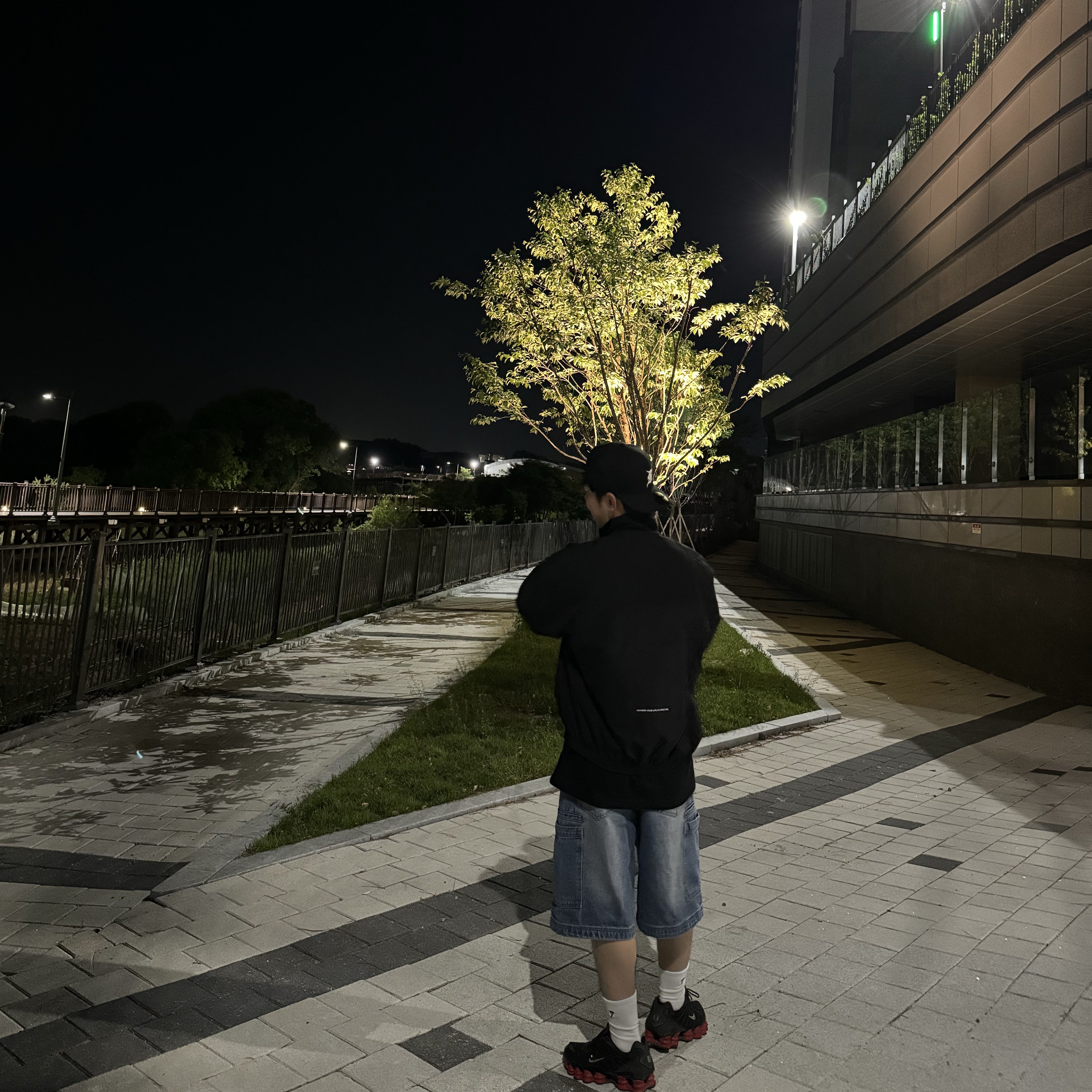 New Era x Fear of God 59FIFTY Chicago White Sox Fitted Cap Black, Nike x Skepta Shox TL 착용 스타일 - 2