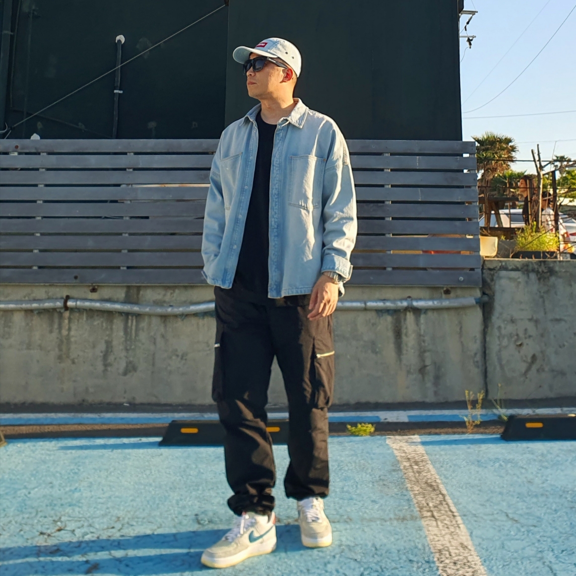 Nike x Undefeated Air Force 1 Low SP 5 On It, Supreme Denim Camp Cap Washed Blue - 22FW 착용 스타일 - 2
