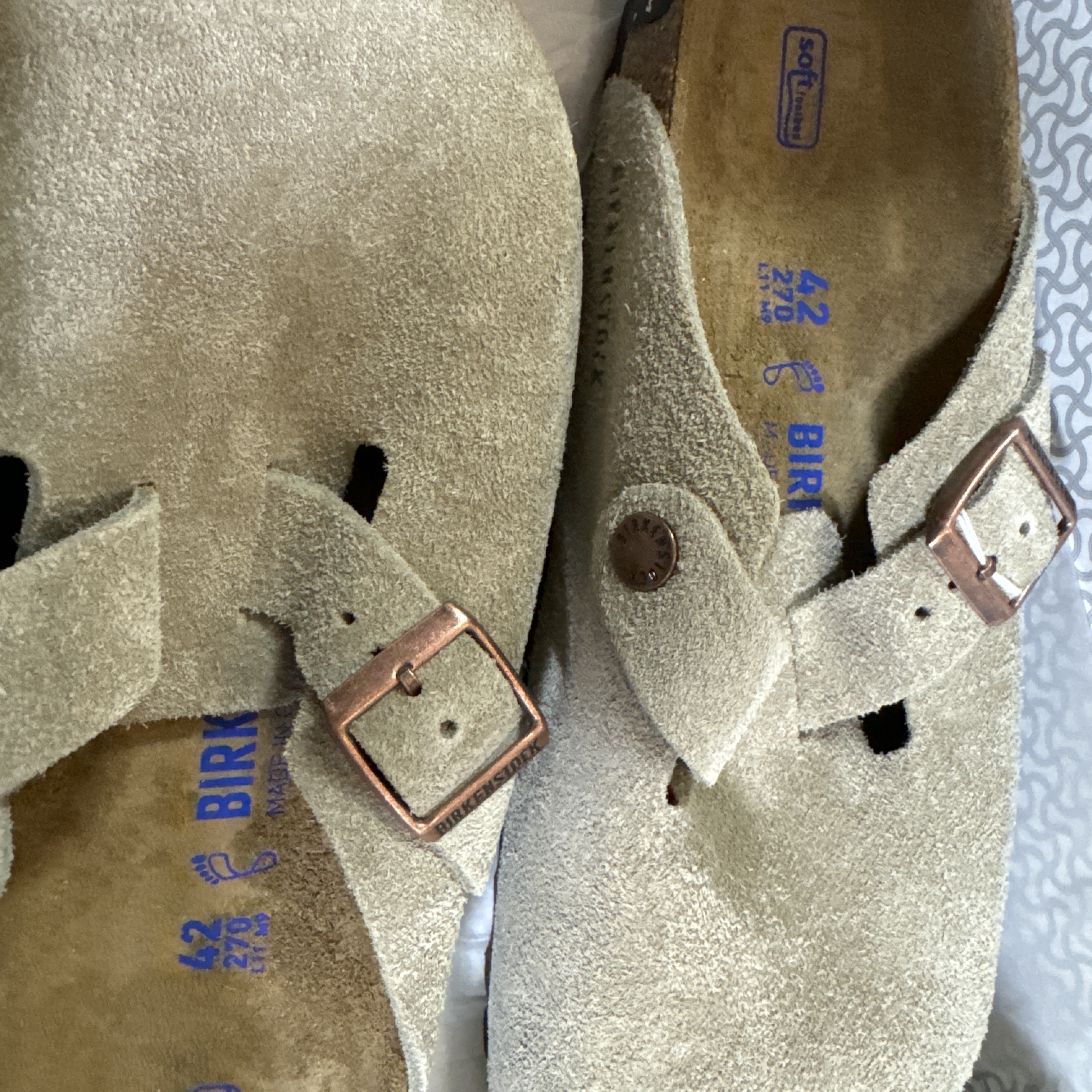 Birkenstock Boston Soft Footbed Taupe - Regular 착용 스타일