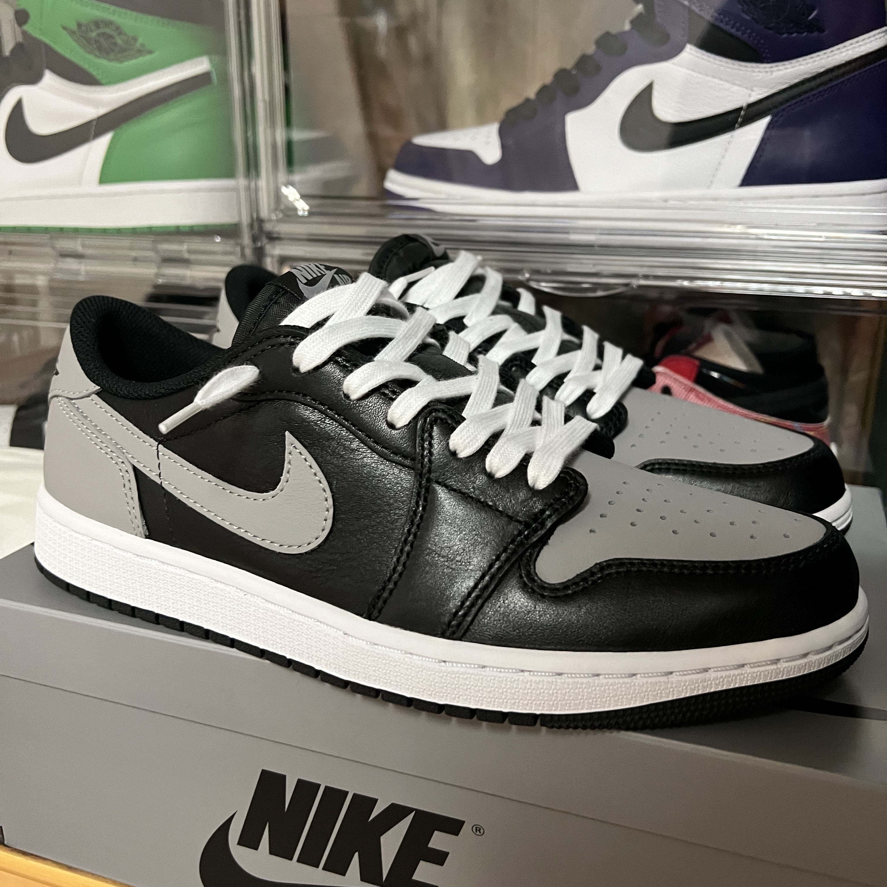 Jordan 1 Retro Low OG Shadow 착용 스타일 - 3