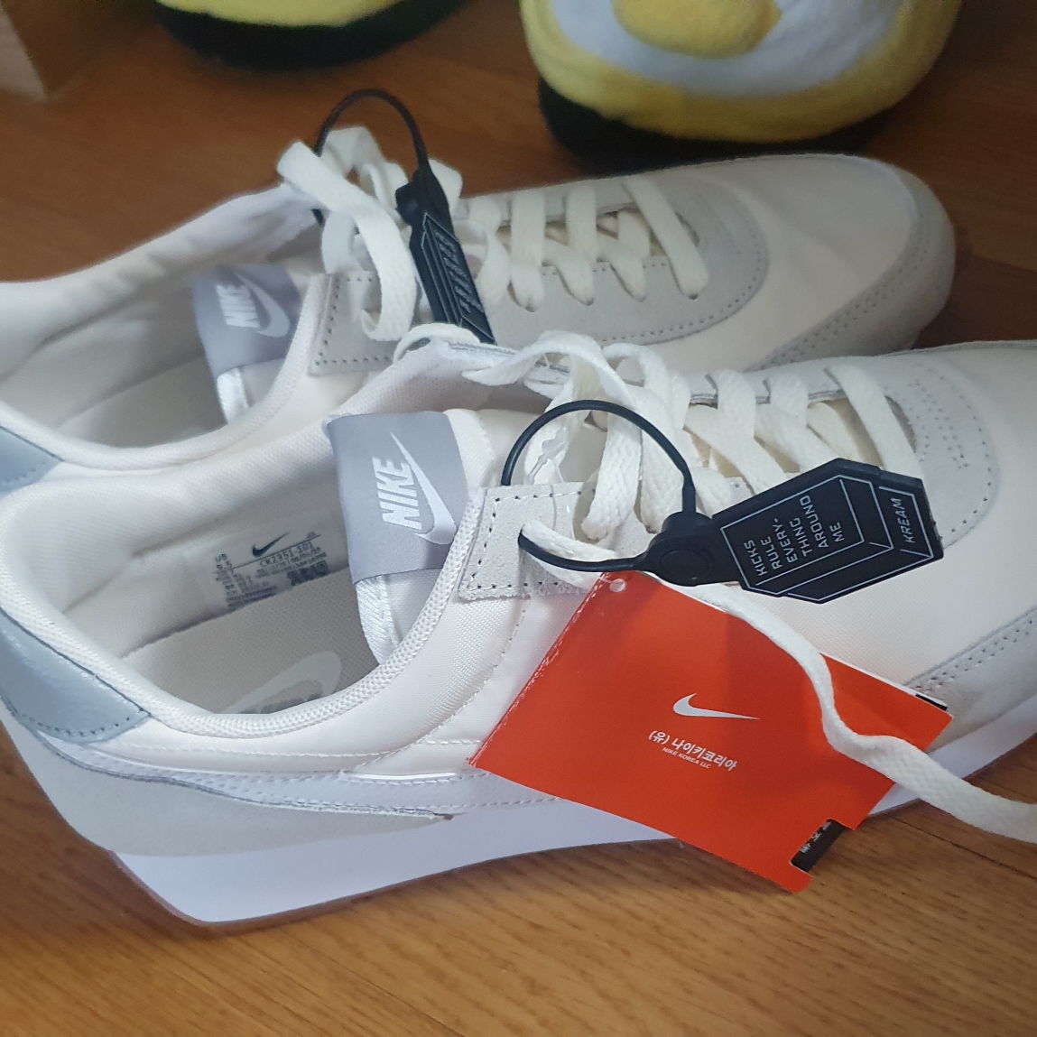 (W) Nike Daybreak Summit White 착용 스타일 - 2