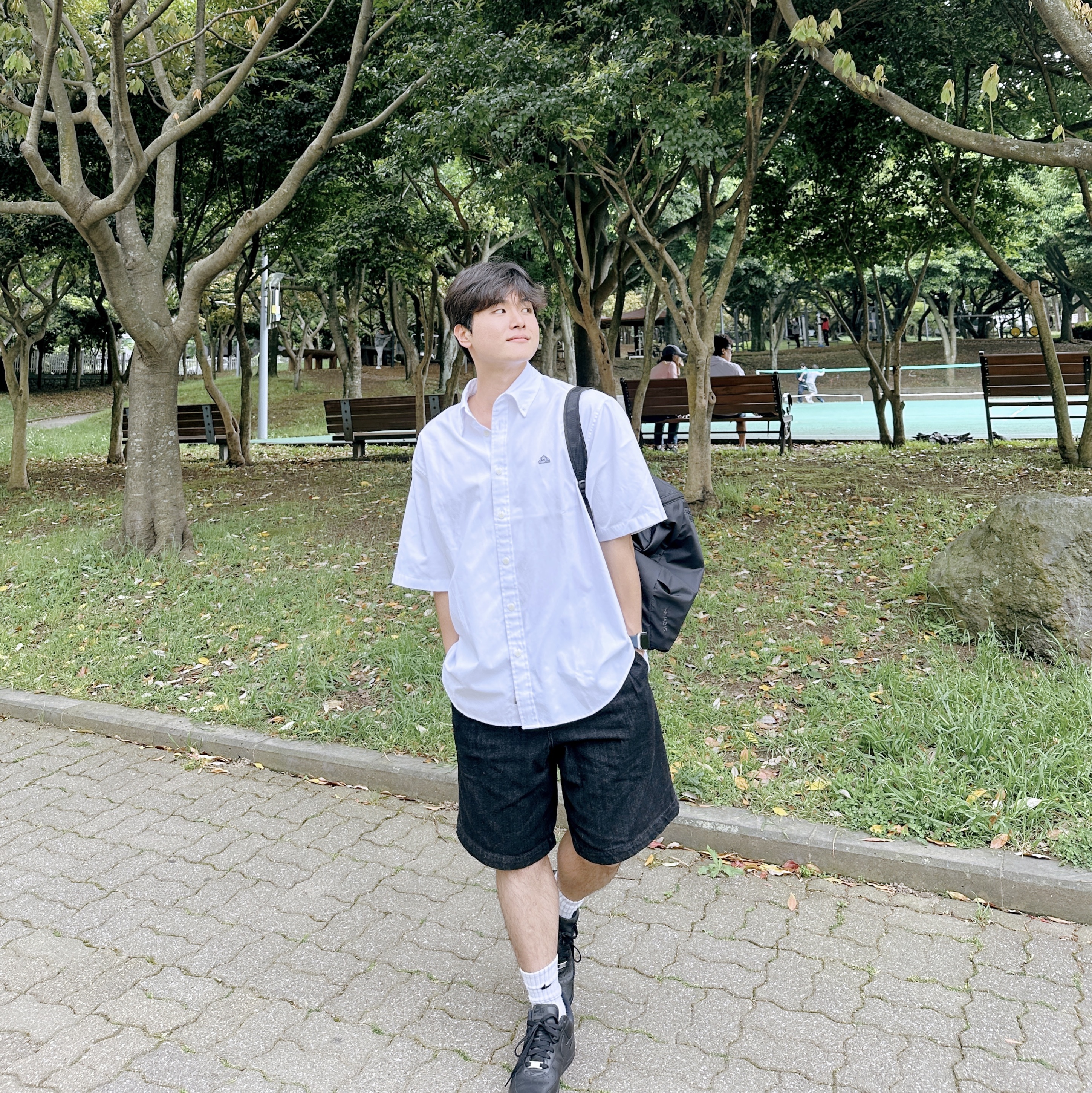 Nike x Supreme Air Force 1 Low Black, Arc'teryx Heliad 15 Backpack Black 착용 스타일 - 3