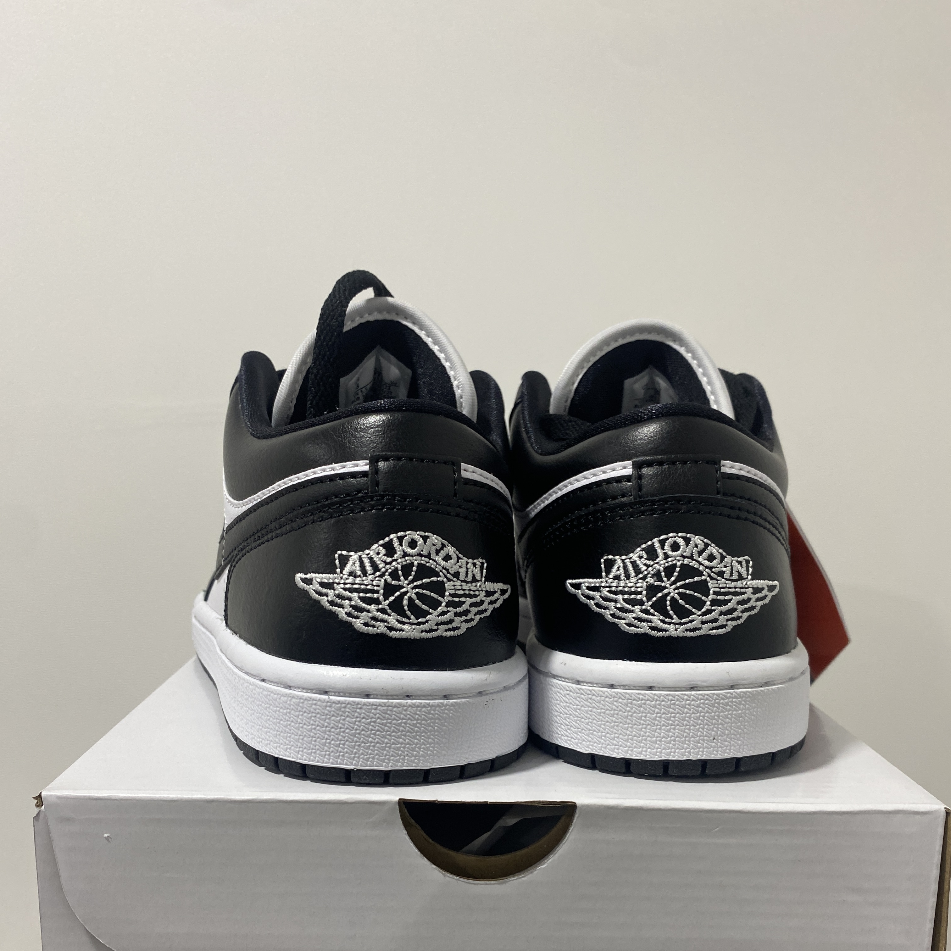 (W) Jordan 1 Low Black and White 착용 스타일 - 3