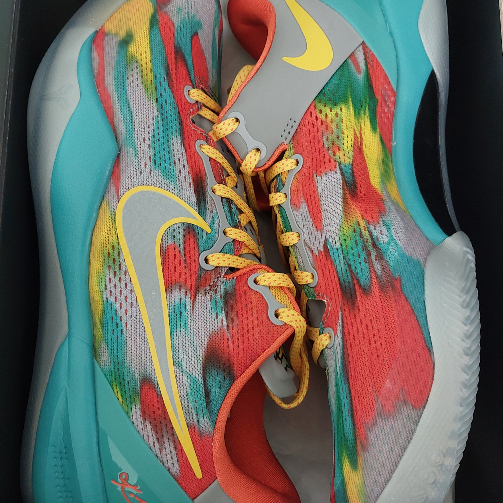 Nike Kobe 8 Protro Venice Beach 착용 스타일
