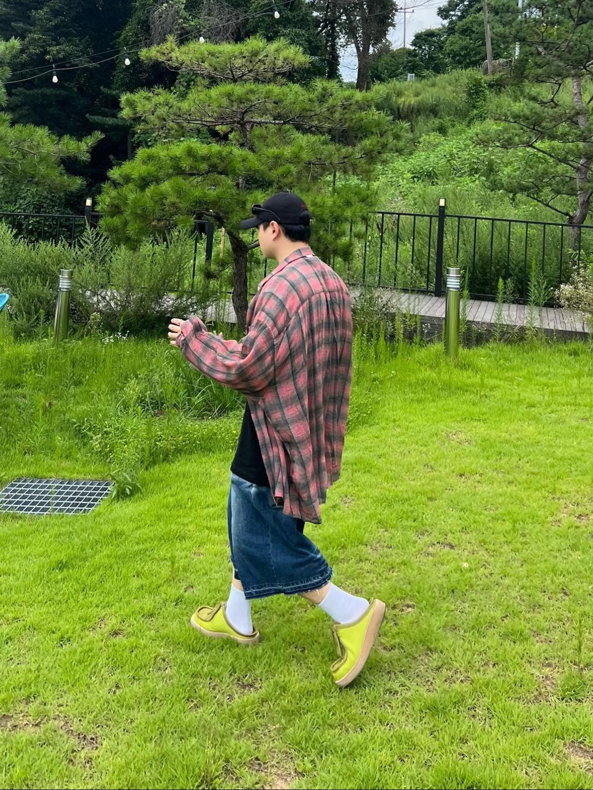 Our Legacy Borrowed Shirt Big Lumbercheck Print 착용 스타일