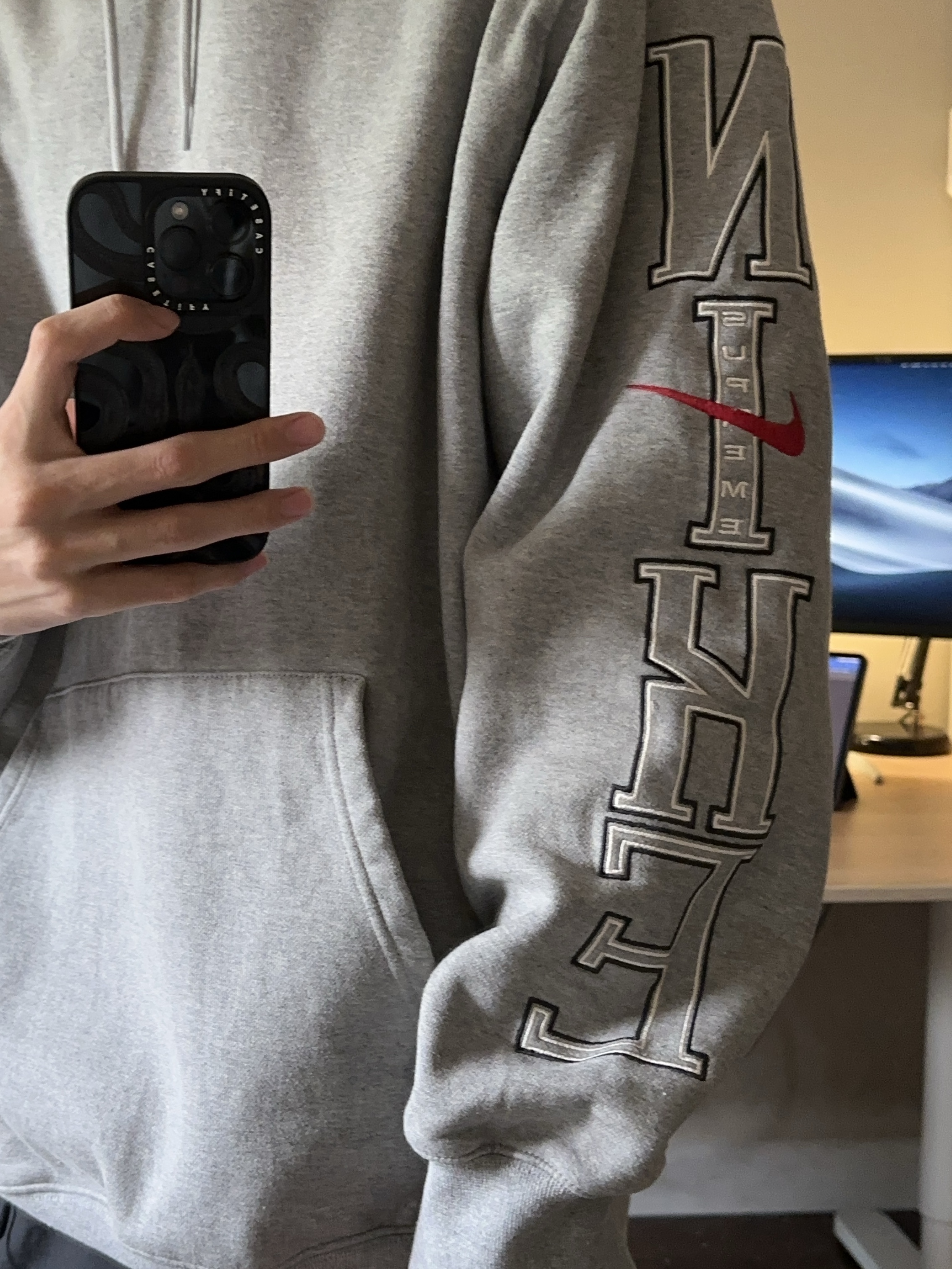 Supreme x Nike Hooded Sweatshirt Heather Grey - 24SS 착용 스타일 - 2