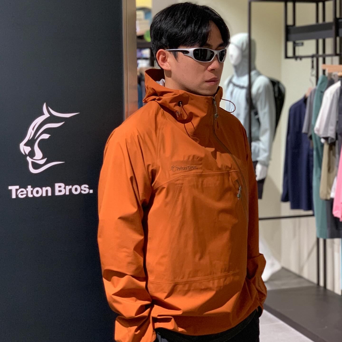 Salomon XT-4 Tobacco Brown 착용 스타일 - 4