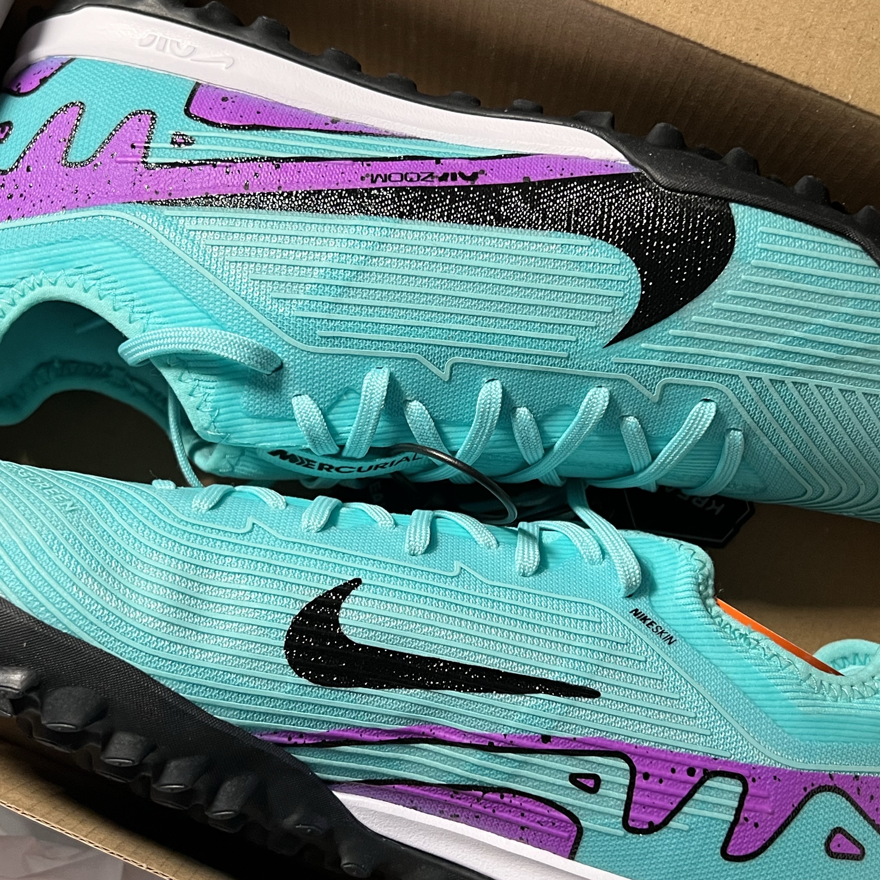 Nike Zoom Mercurial Vapor 15 Pro TF Hyper Turquoise Fuchsia Dream 착용 스타일