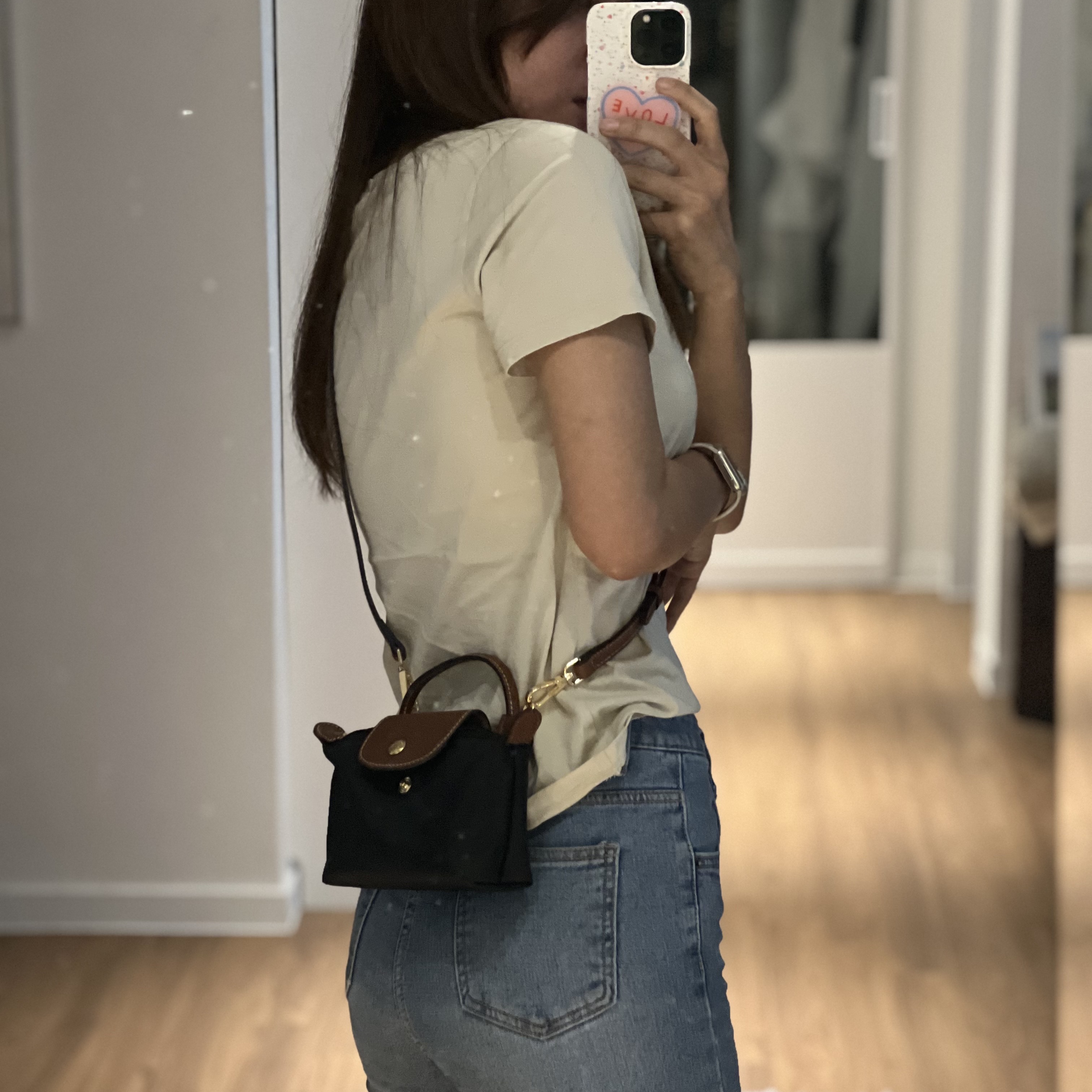 Longchamp Le Pliage Original Handle Pouch Black 착용 스타일