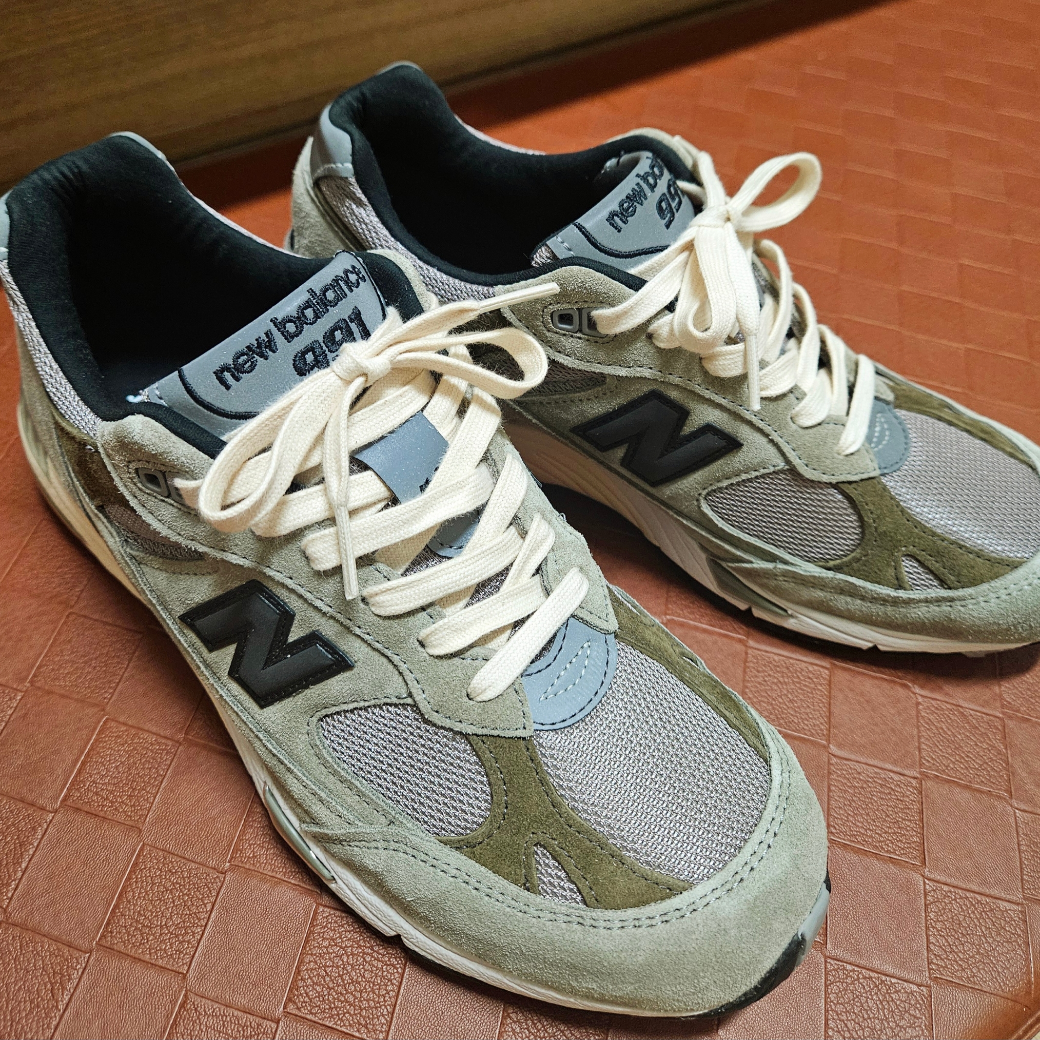 New Balance x JJJJound 991 Made in UK Grey 착용 스타일