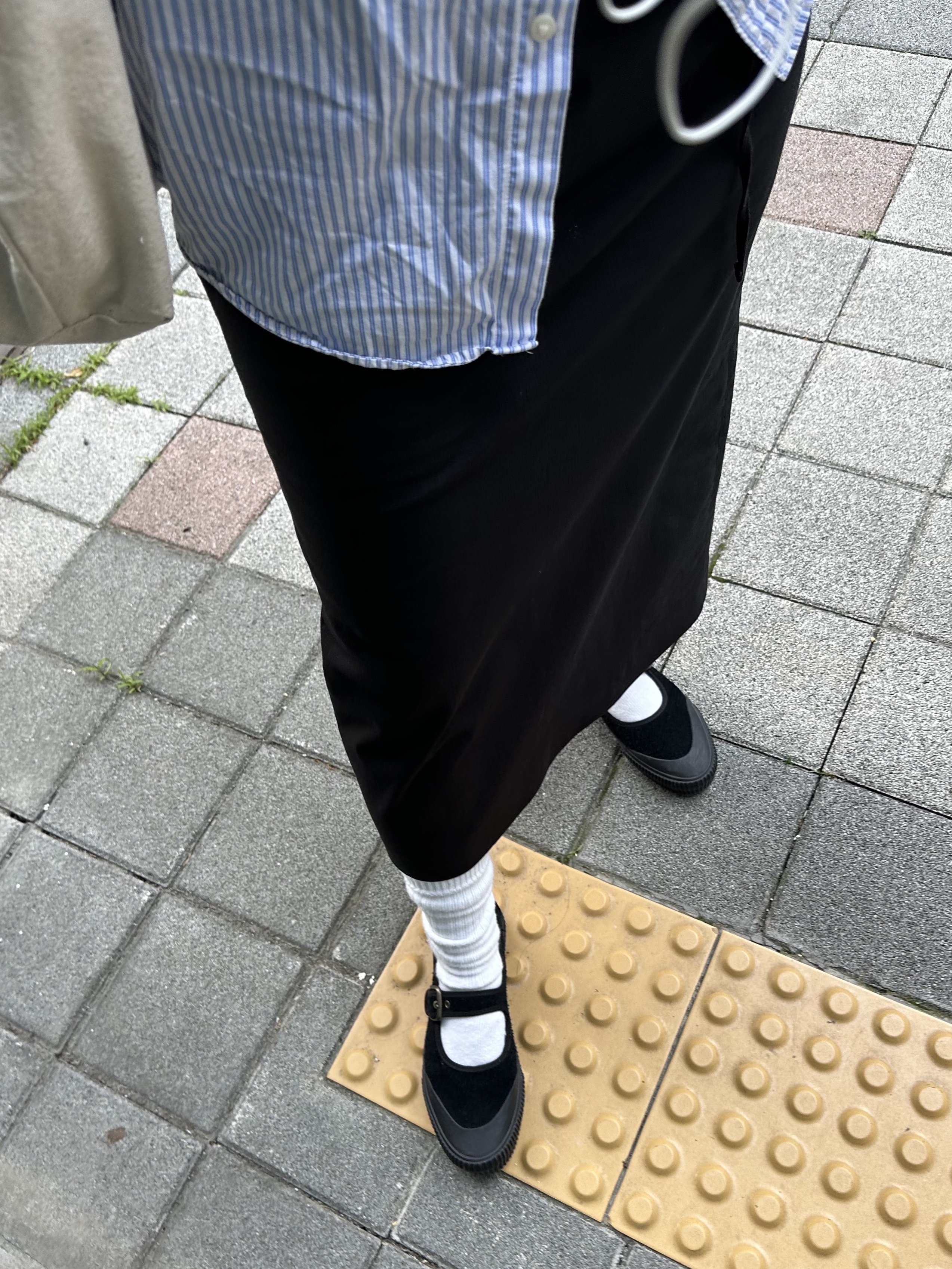 Vans Mary Jane Black LX Creep Black 착용 스타일 - 1