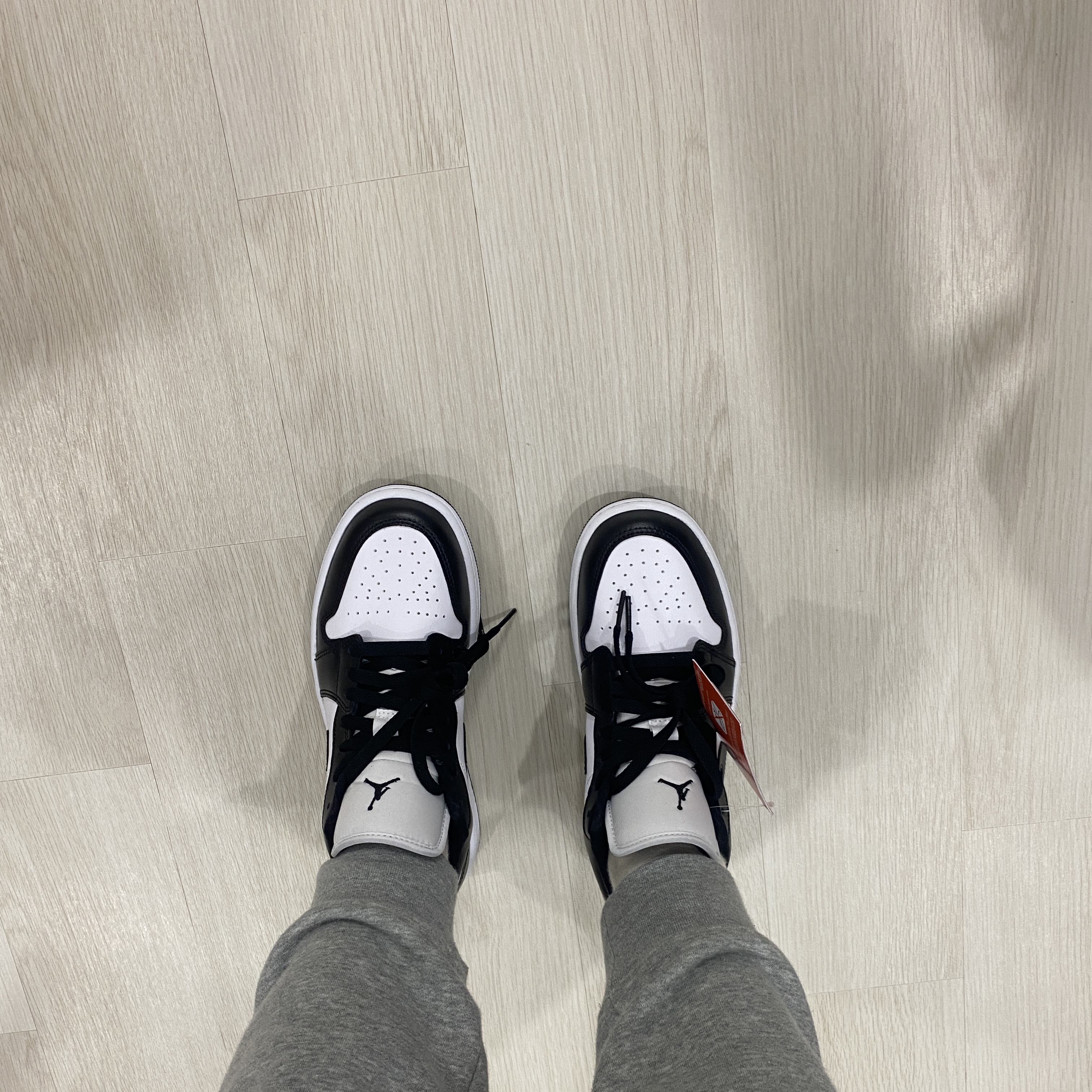 (W) Jordan 1 Low Black and White 착용 스타일 - 4