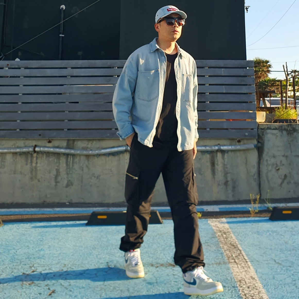 Nike x Undefeated Air Force 1 Low SP 5 On It, Supreme Denim Camp Cap Washed Blue - 22FW 착용 스타일 - 4