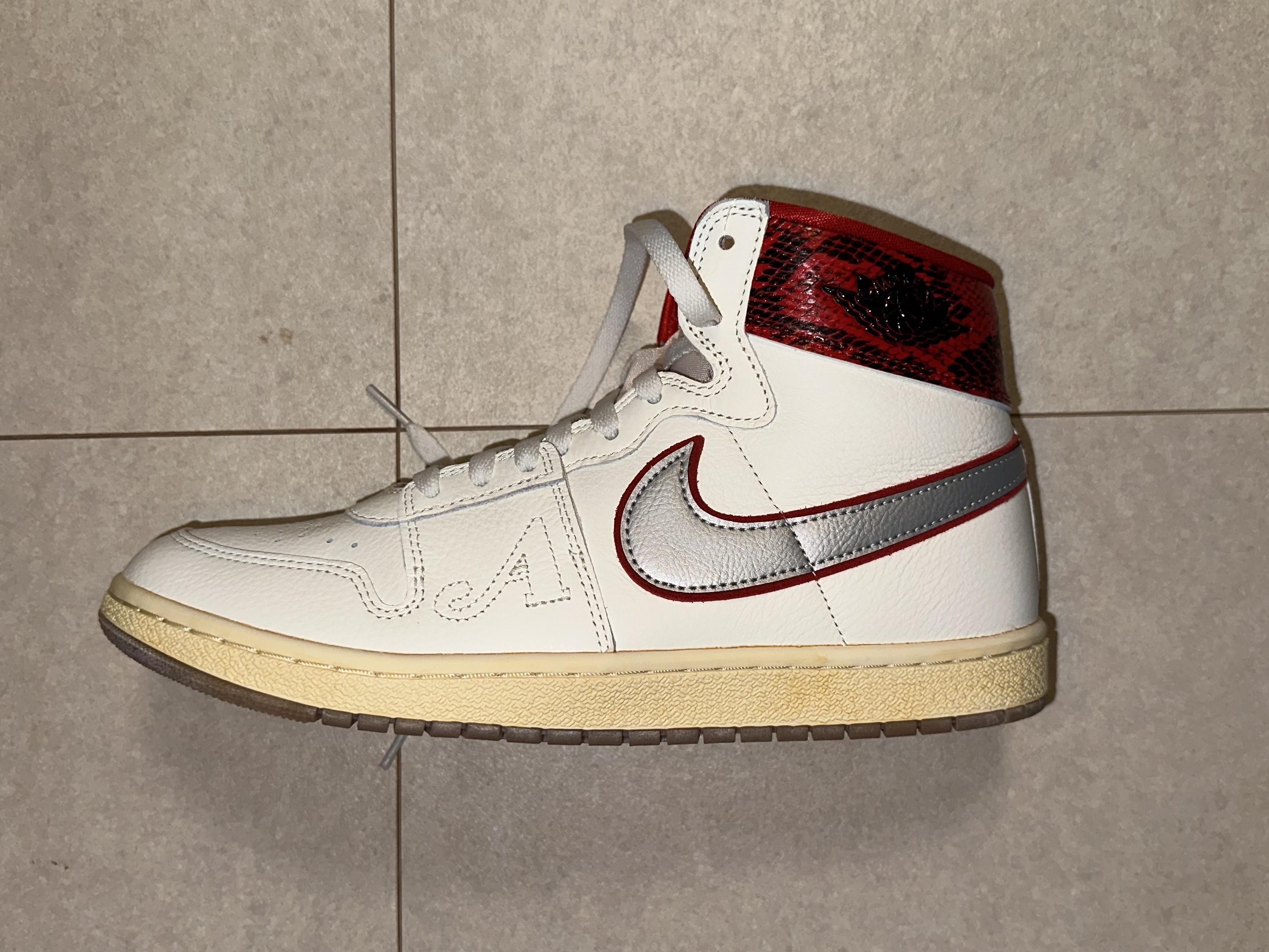 Jordan x Awake NY Air Ship PE SP Sail University Red 착용 스타일 - 5