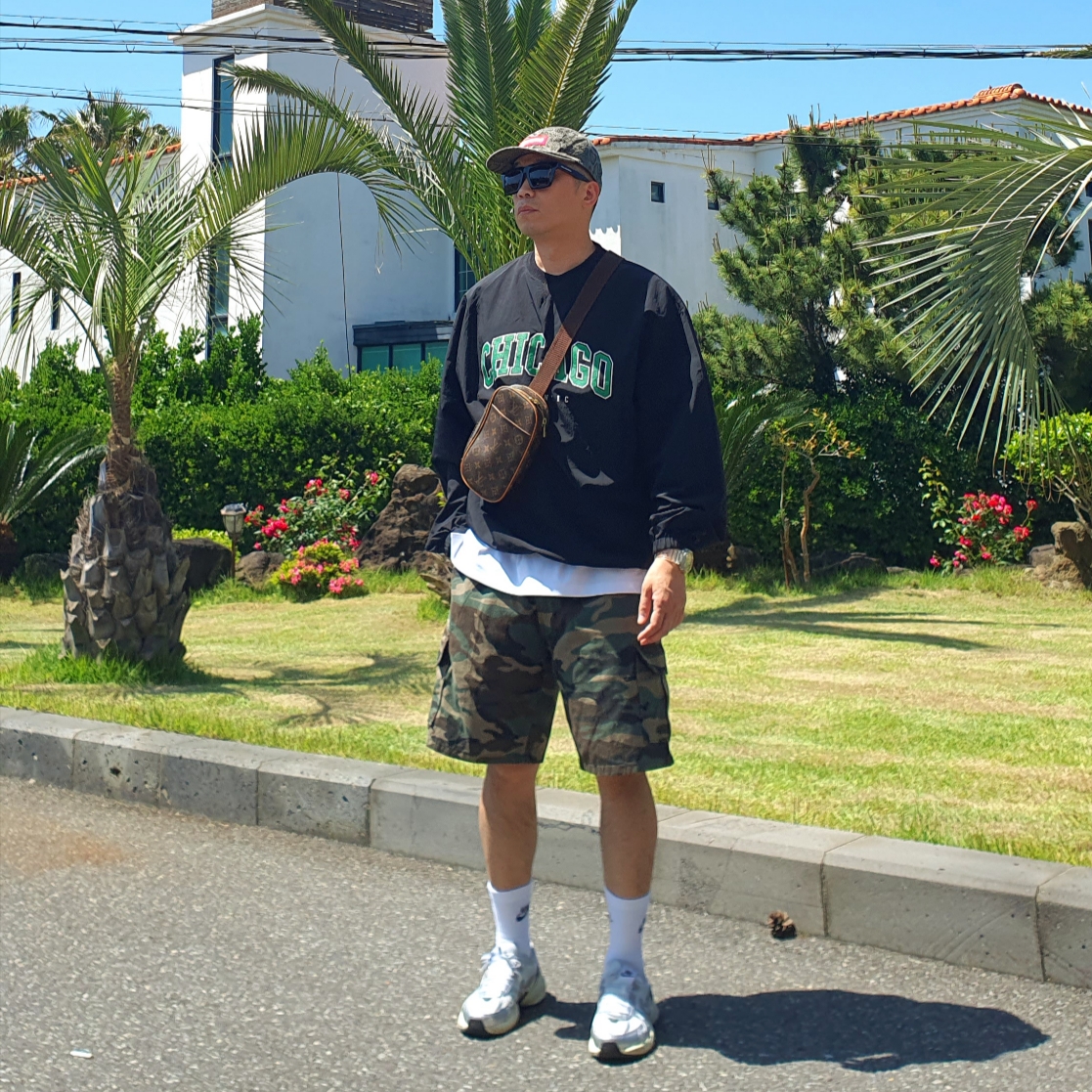 Supreme Washed Chino Twill Camp Cap Snake - 24SS, Nike V2K Run Summit White Metallic Silver 착용 스타일 - 2