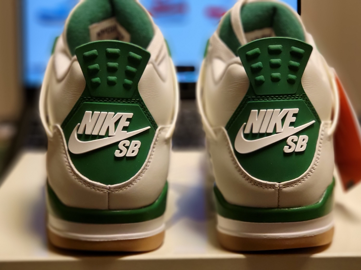 Jordan 4 x Nike SB Retro SP Pine Green 착용 스타일 - 3