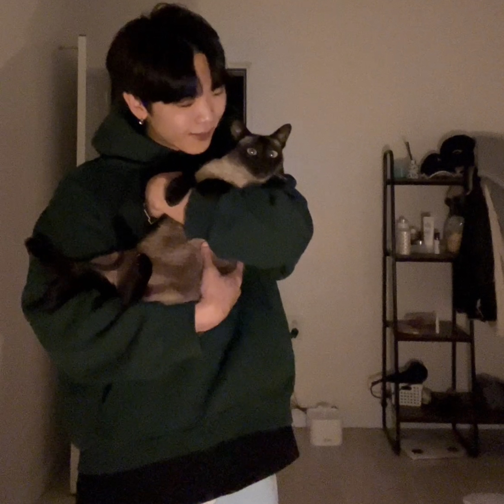 KREAM 프로필 이미지