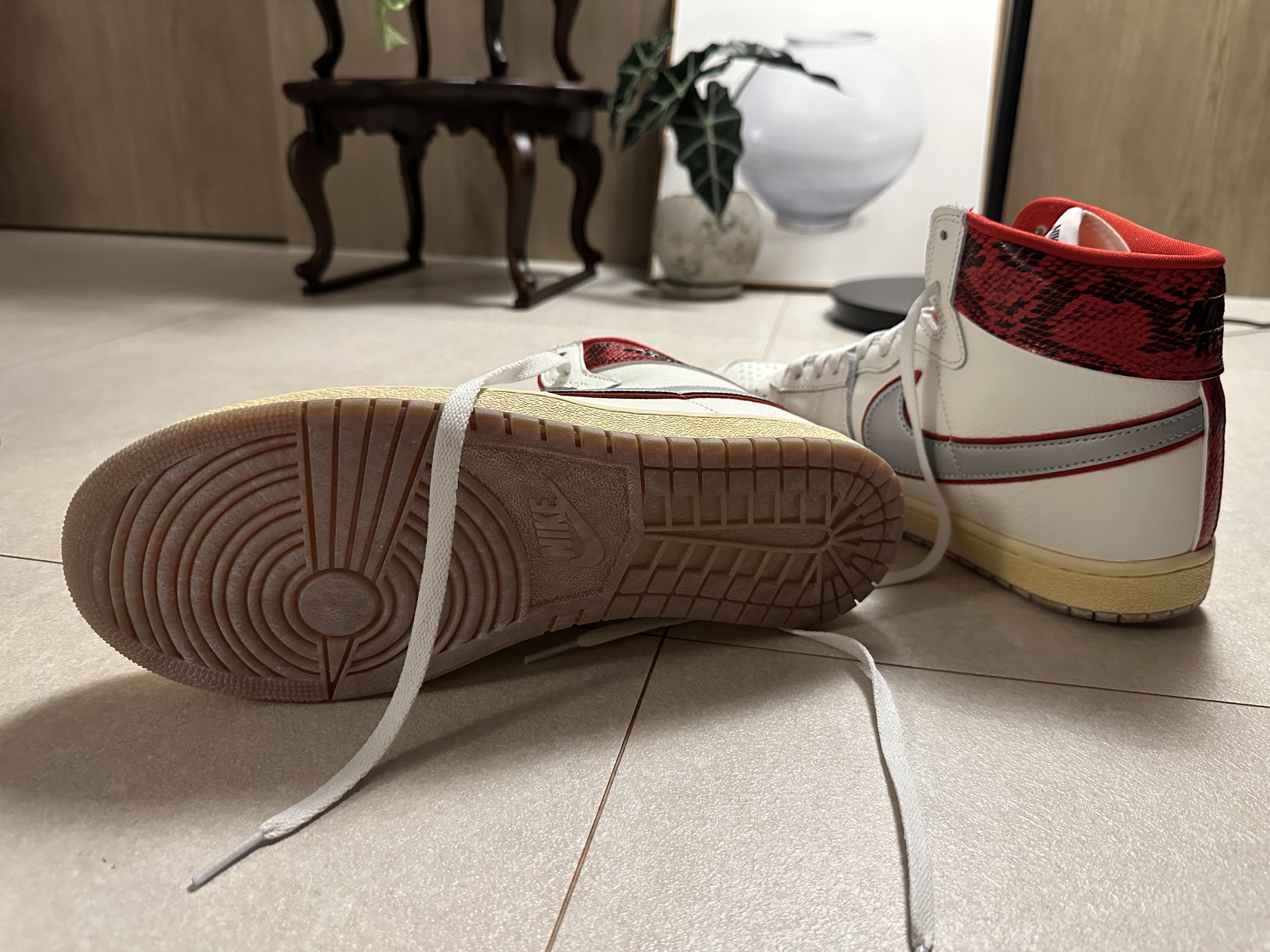 Jordan x Awake NY Air Ship PE SP Sail University Red 착용 스타일 - 4