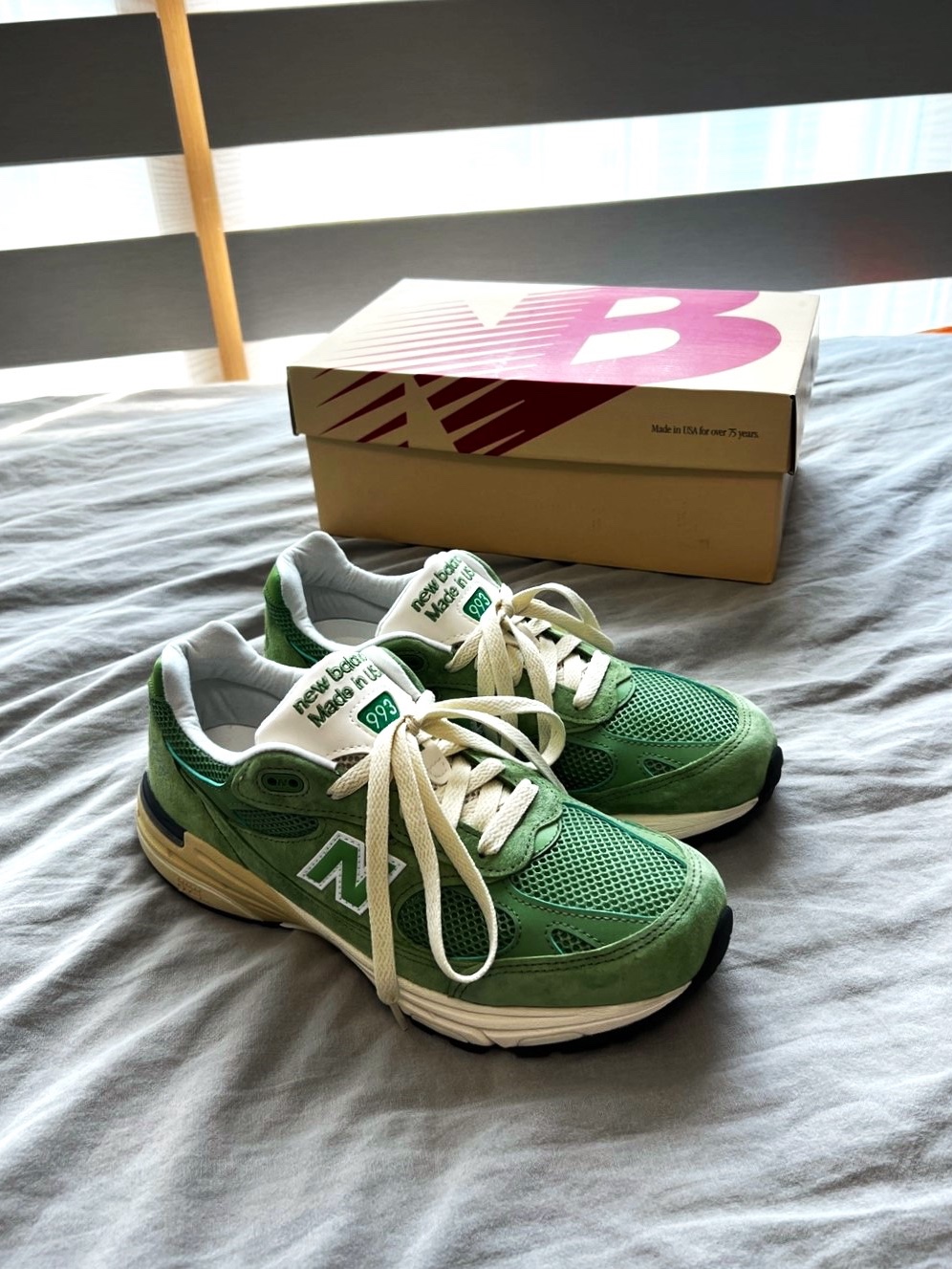 New Balance 993 Made in USA Chive Sea Salt 착용 스타일
