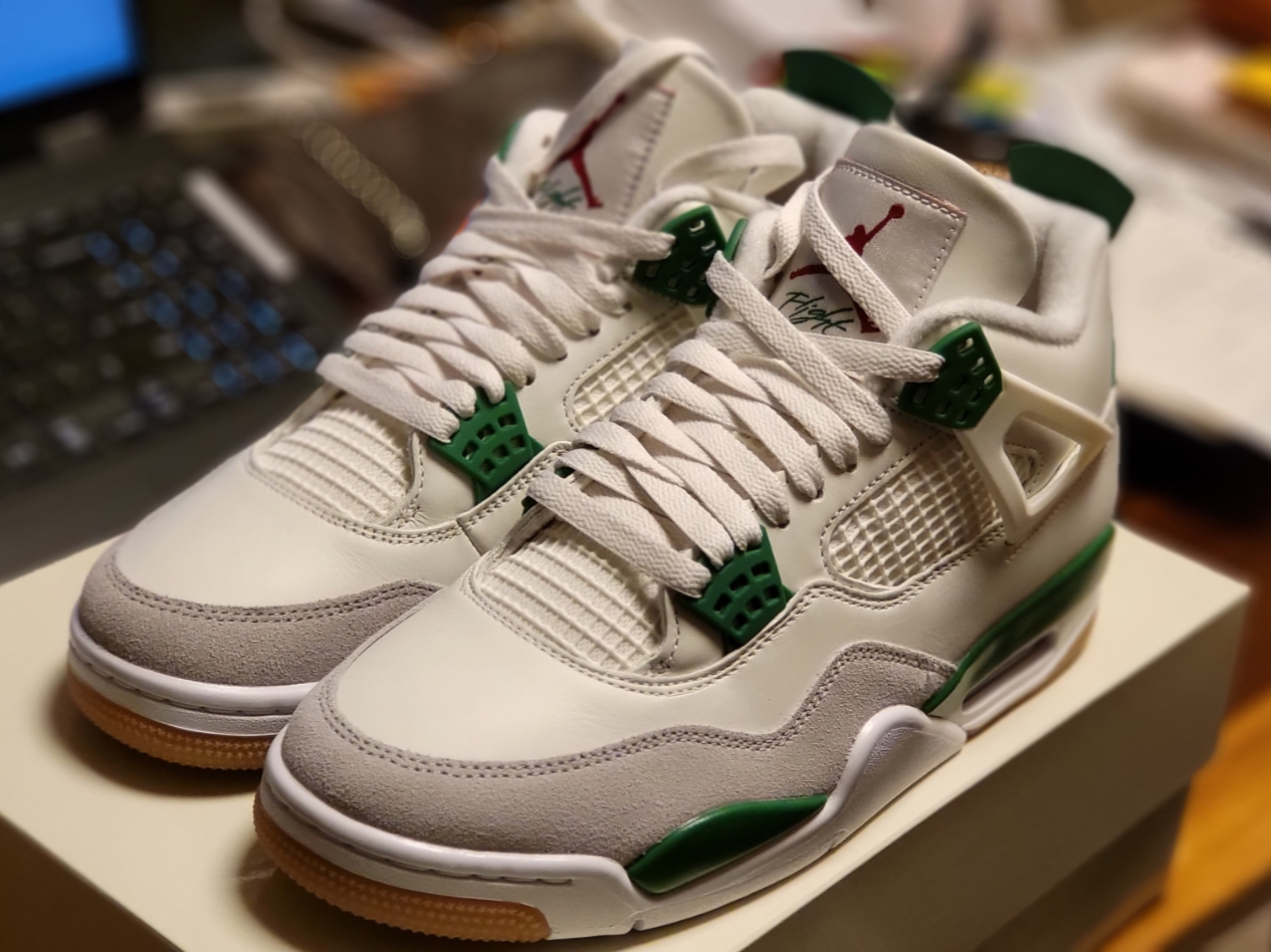 Jordan 4 x Nike SB Retro SP Pine Green 착용 스타일 - 4