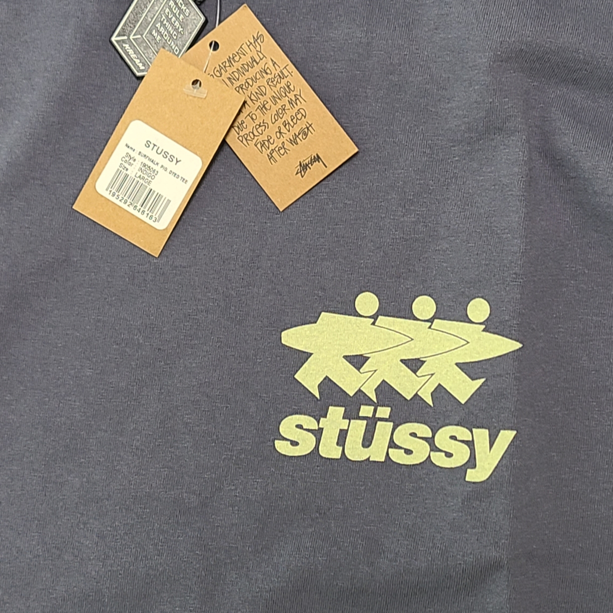 Stussy Surfwalk Pigment Dyed T-Shirt Indigo 착용 스타일