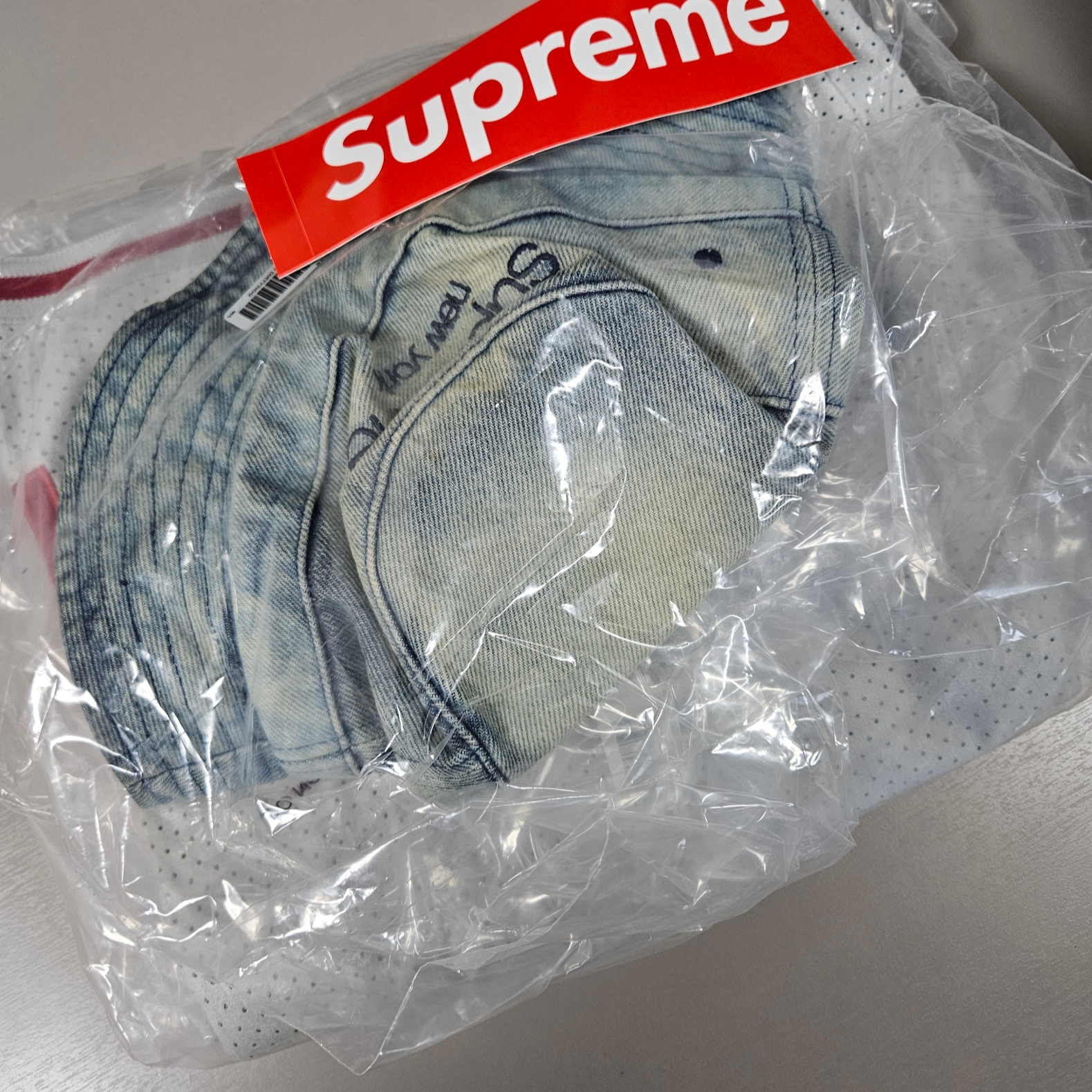 Supreme Chino Twill Crusher Dirty Indigo - 24SS 착용 스타일 - 3