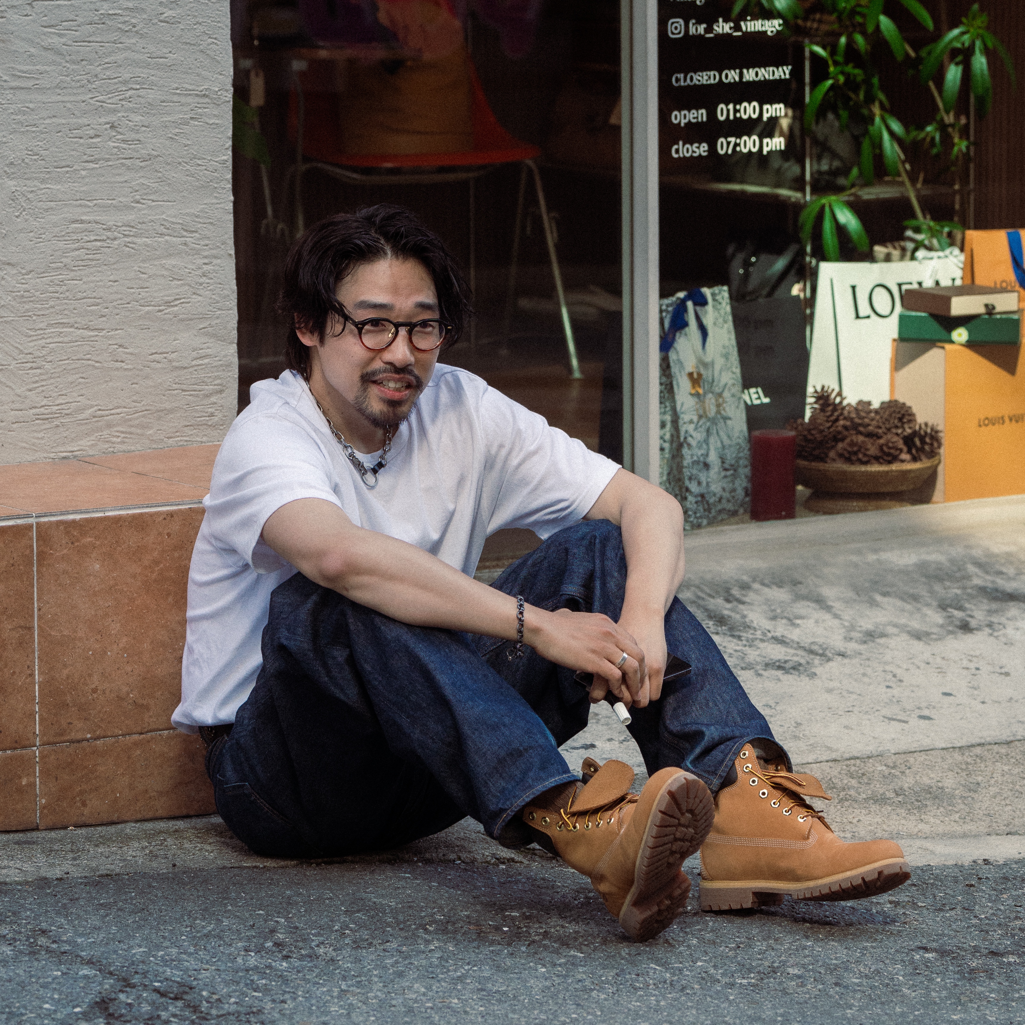 Timberland Premium 6 inch Waterproof Boot Wheat Nubuck - Wide, Auralee Hard Twist Denim 5P Pants Indigo 착용 스타일 - 3