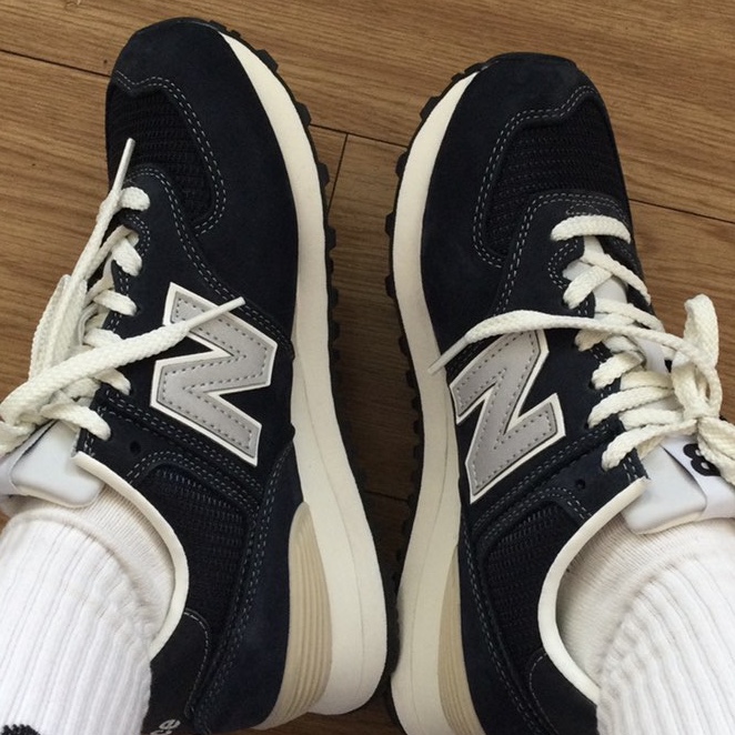 New Balance x Pottery 574 Premium Hard Navy 착용 스타일